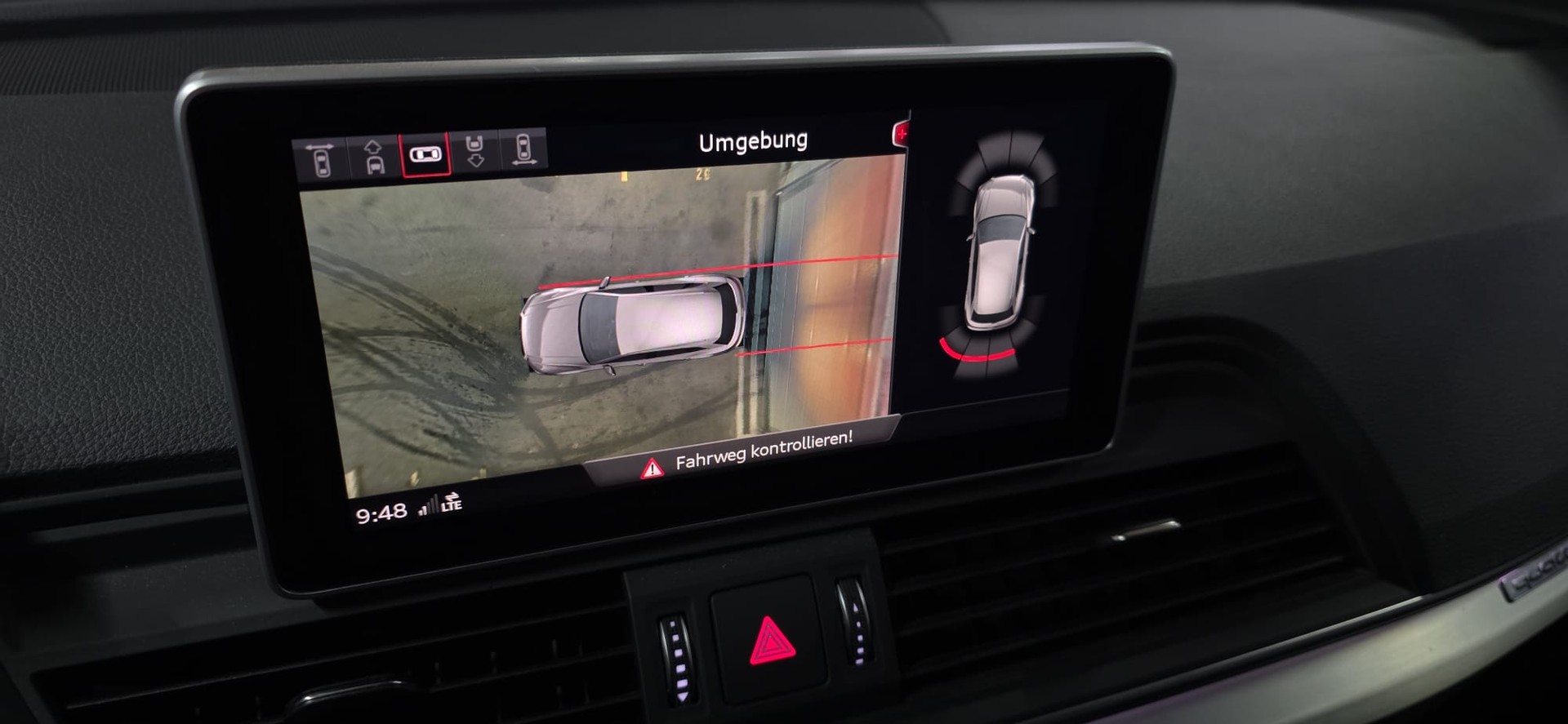 AUDI Q5 2.0 TFSI S-Line design quattro S-tronic-image-24