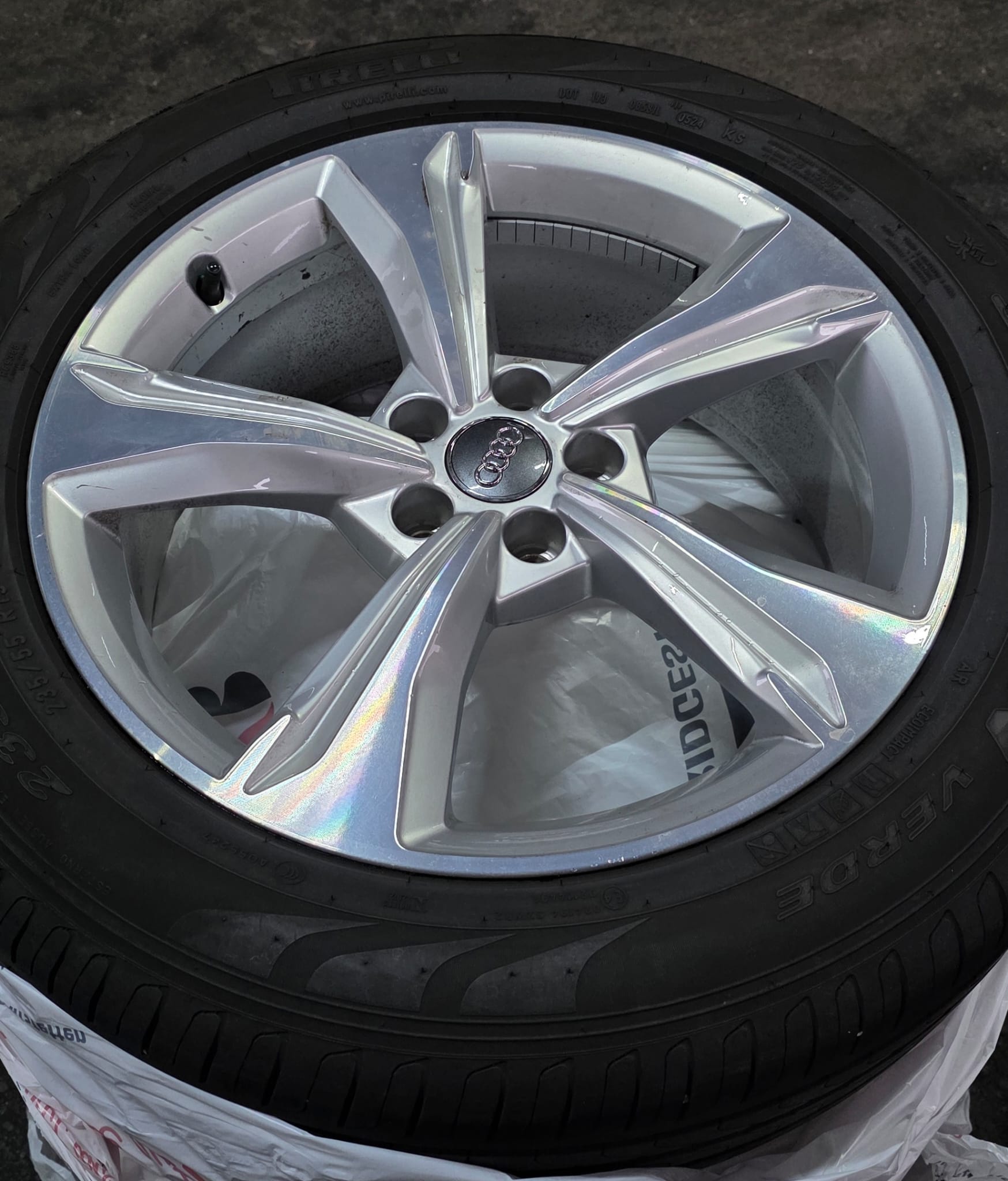 AUDI Q5 2.0 TFSI S-Line design quattro S-tronic-image-31