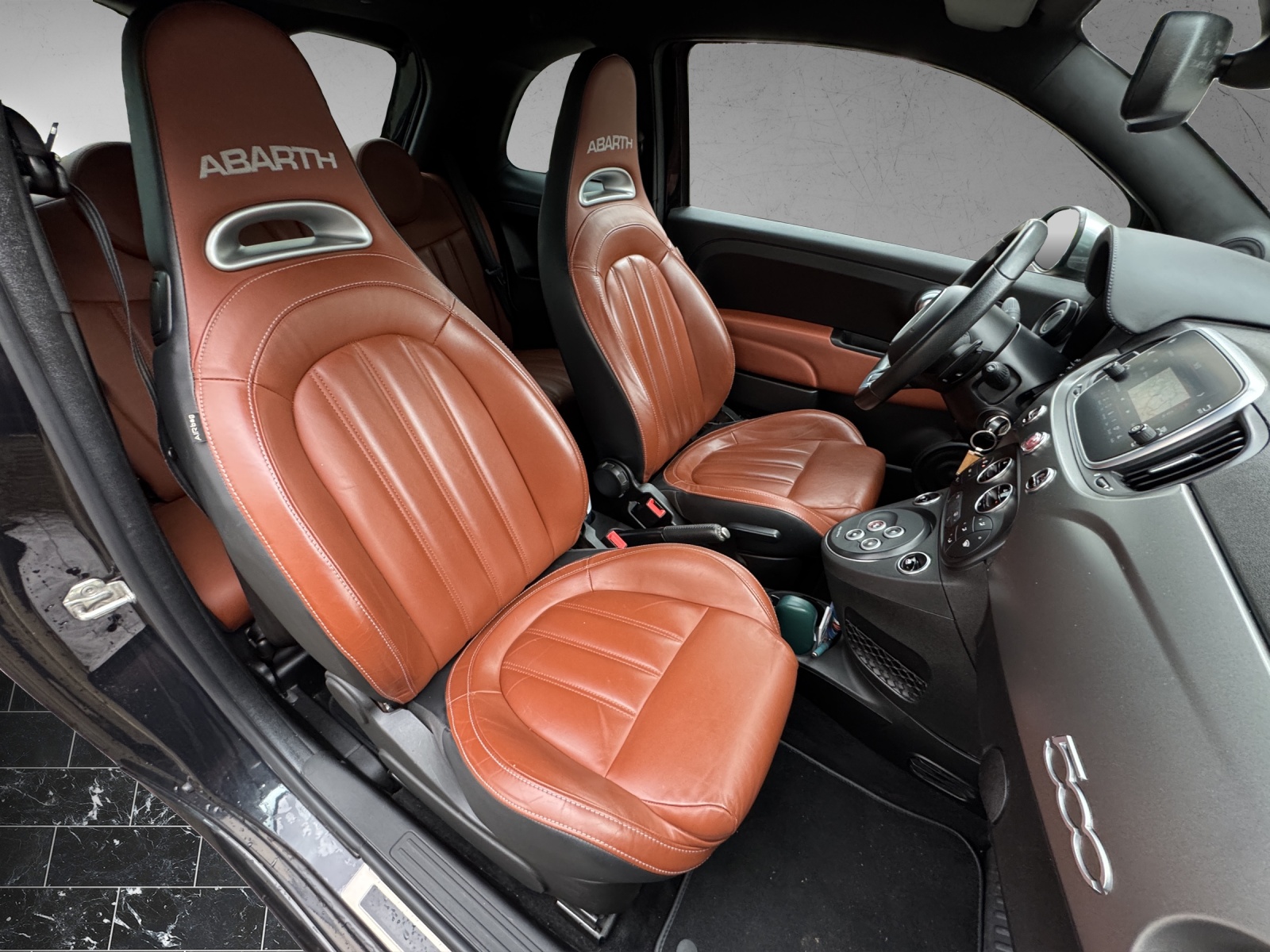 FIAT 595 1.4 16V Turbo Abarth Turismo Dualogic-image-11