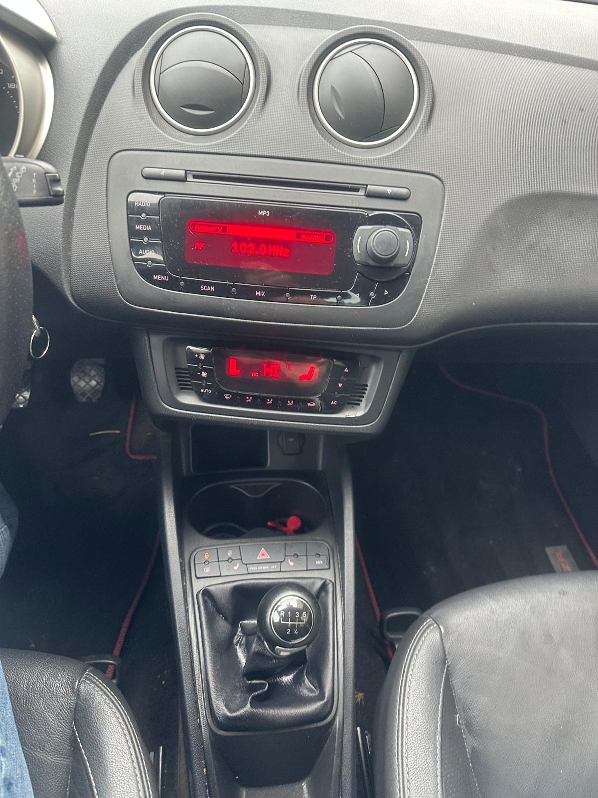 SEAT Ibiza 1.2 TSI COPA Style-image-11