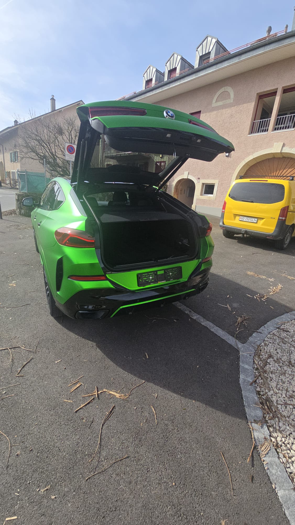 BMW X6 xDrive 48V 40d Steptronic M Sport-image-13
