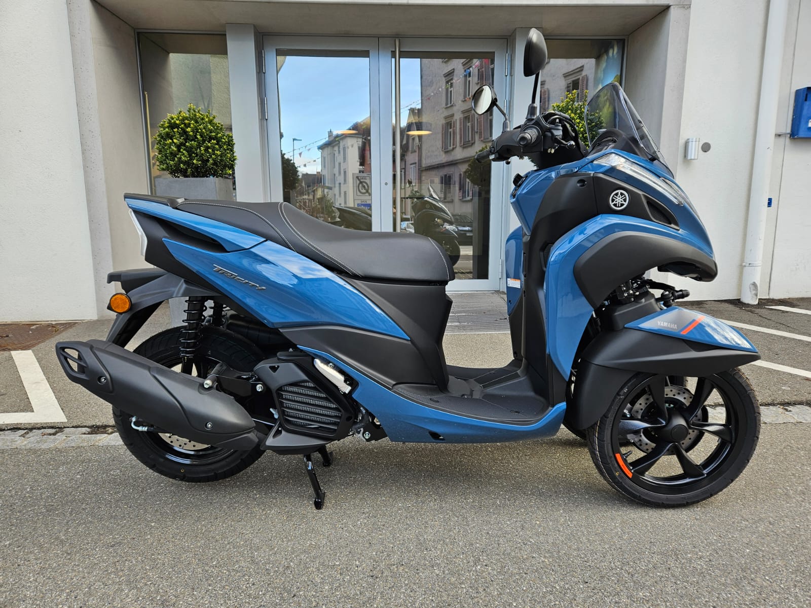 YAMAHA Yamaha Tricity 125-showroom-element-1