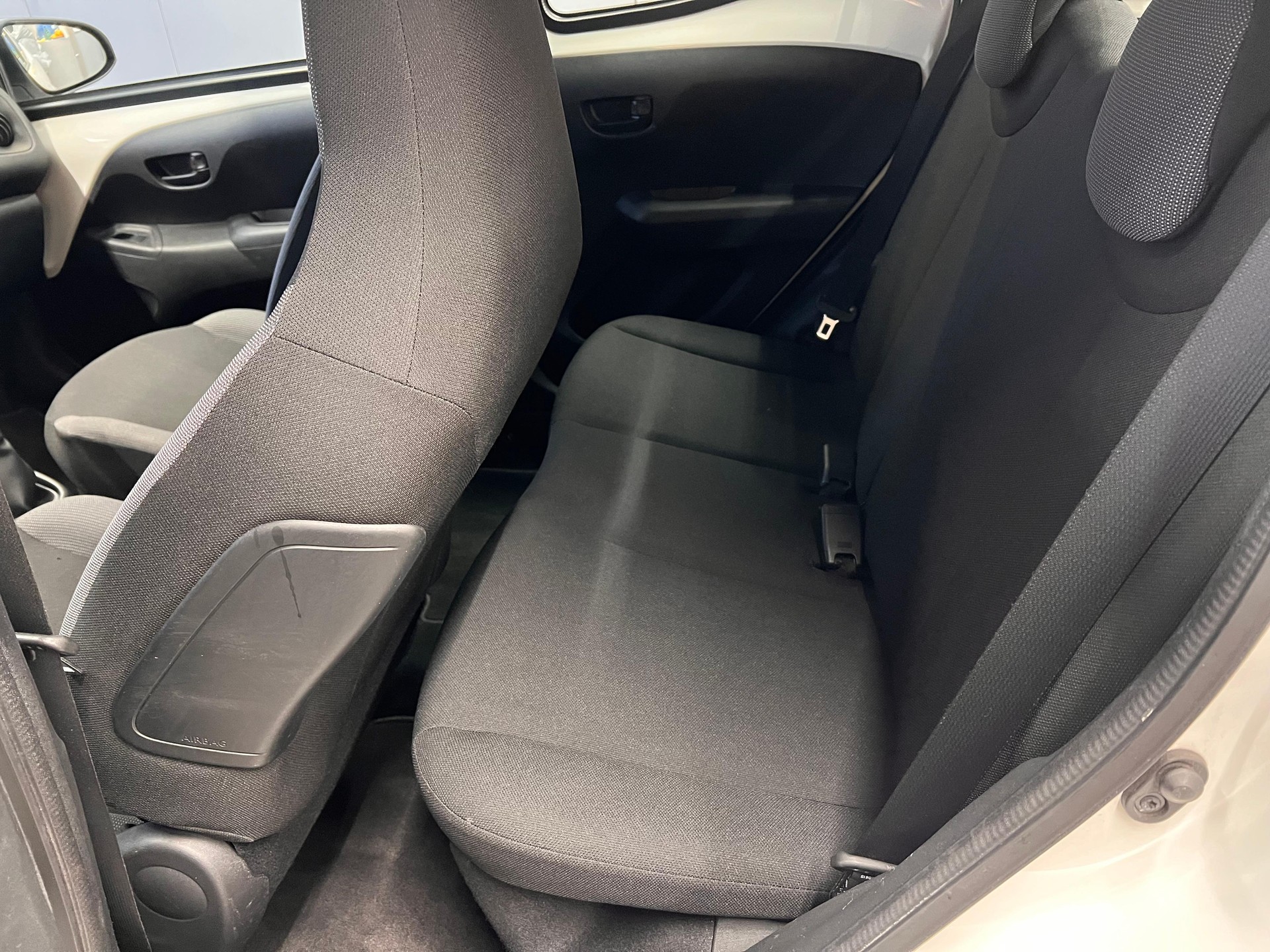TOYOTA Aygo 1.0 VVT-i x-image-10