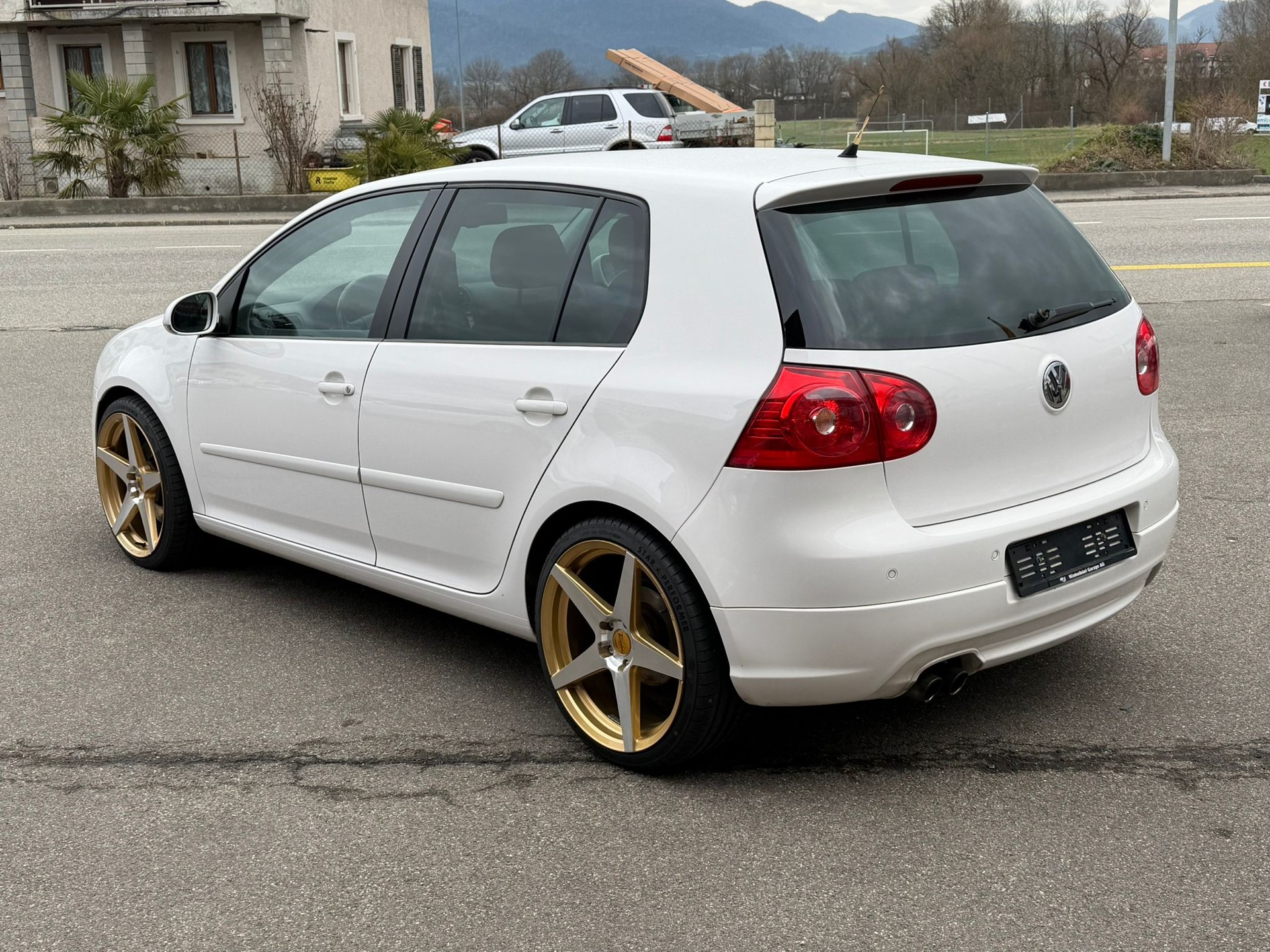 VW Golf 1.4 TSI GT Sport-image-2