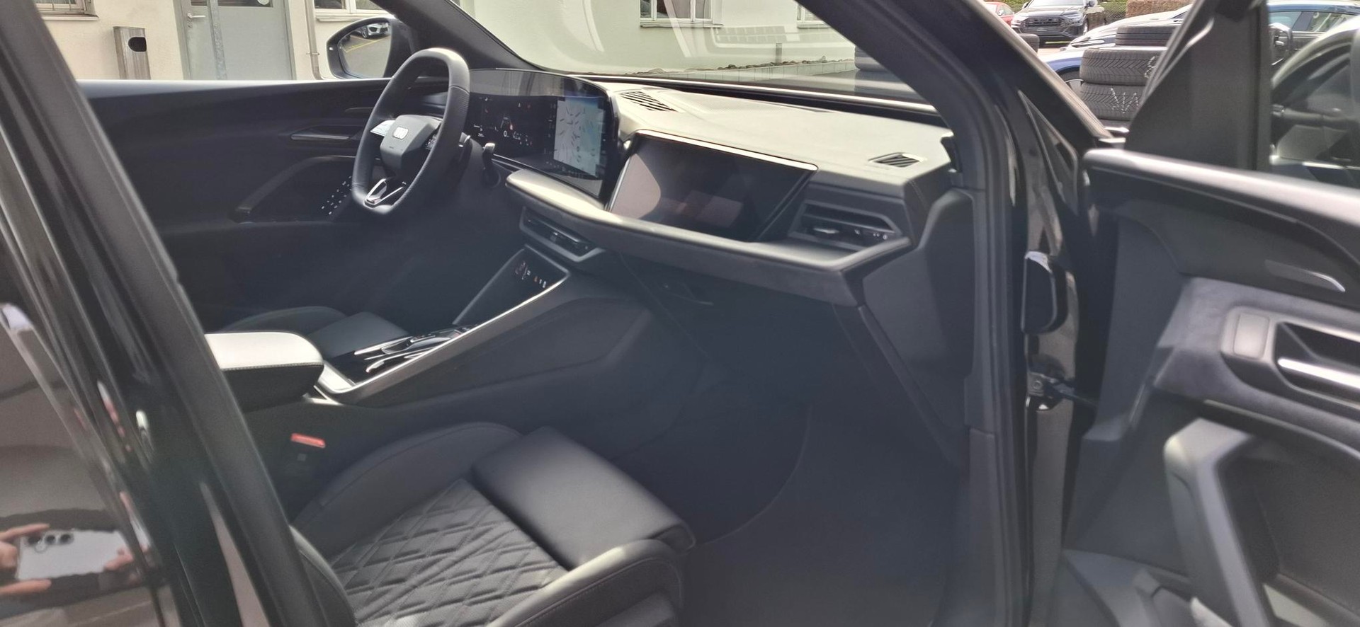 AUDI SQ5 Sportback TFSI quattro S-tronic-image-8