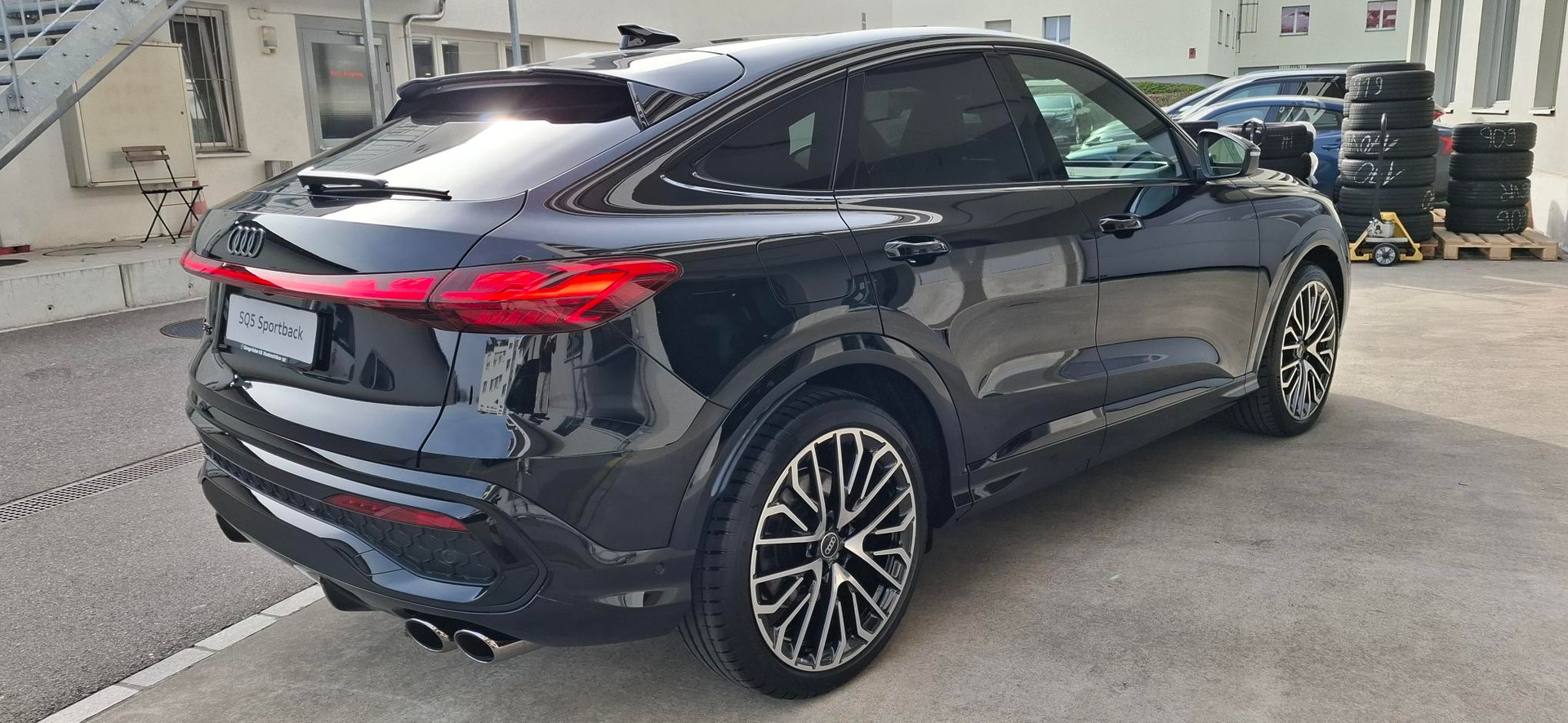 AUDI SQ5 Sportback TFSI quattro S-tronic-image-4