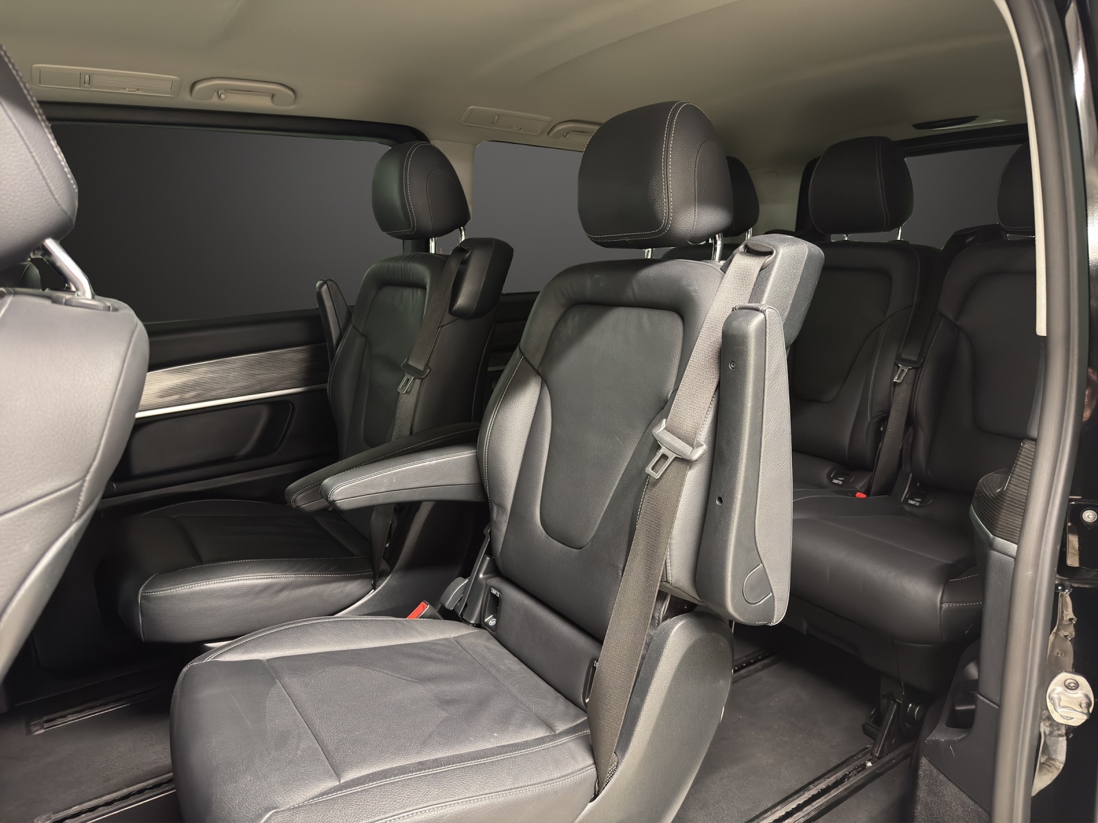 MERCEDES-BENZ V 250 d lang Avantgarde 4Matic G-Tronic-image-14