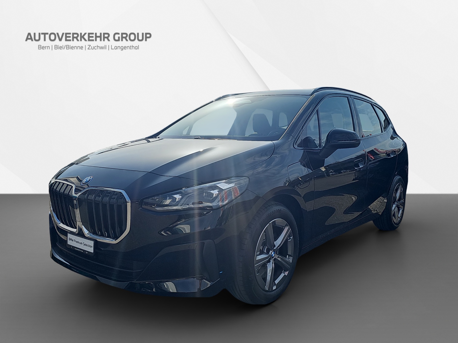 BMW 230e xDrive Act. Tourer-image-0