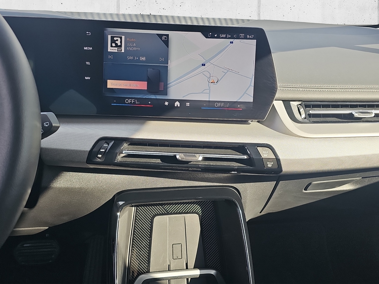 BMW 230e xDrive Act. Tourer-image-11
