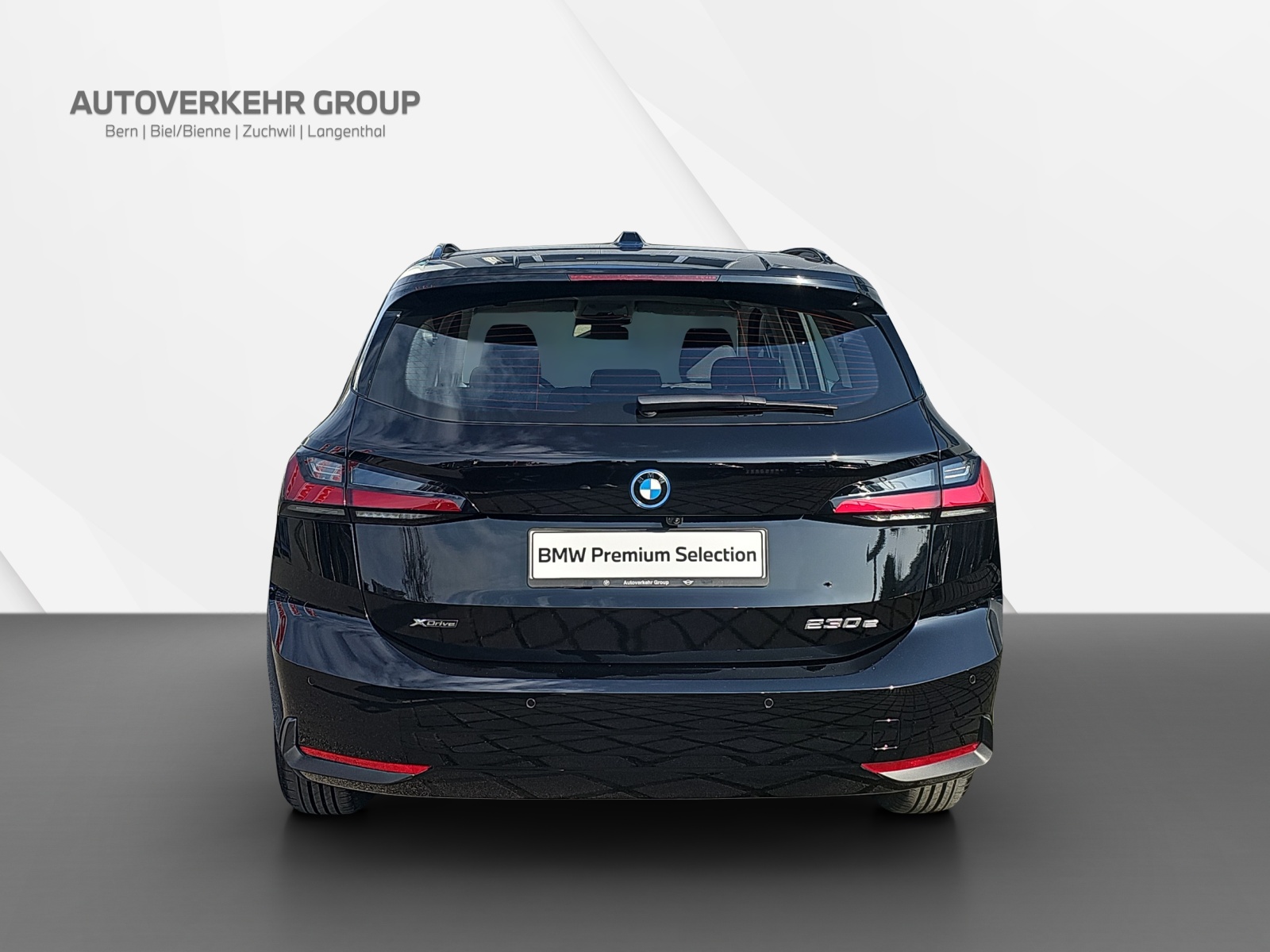 BMW 230e xDrive Act. Tourer-image-4