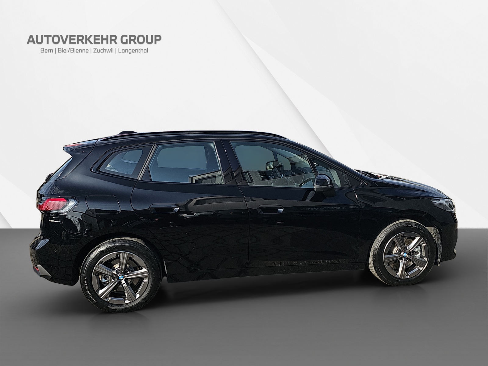 BMW 230e xDrive Act. Tourer-image-6