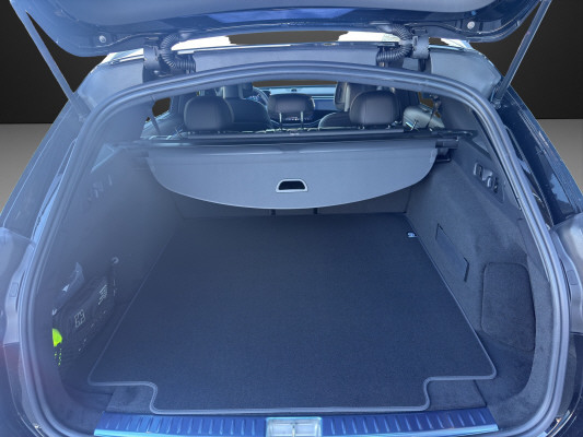 MERCEDES-BENZ E 220 d T 4M 9G-Tronic-image-10