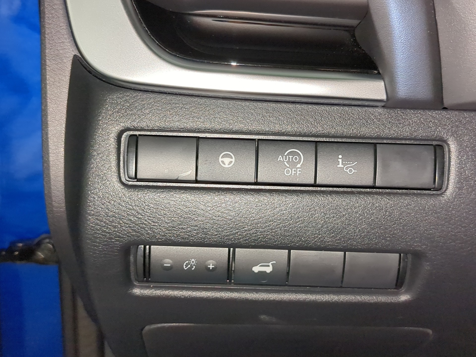 NISSAN Qashqai 1.3 DIG-T MHEV Tekna+ Xtronic 4x4-image-19
