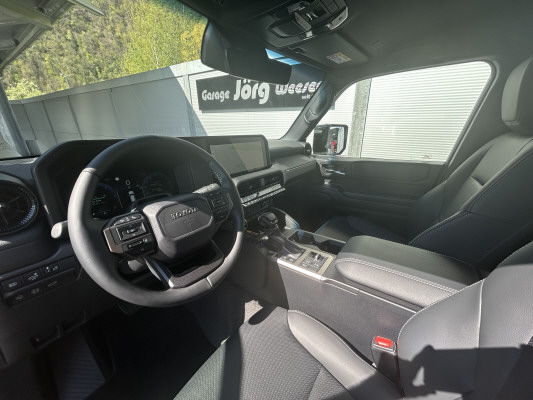 TOYOTA LandCruiser 2.8 48V Style-image-6