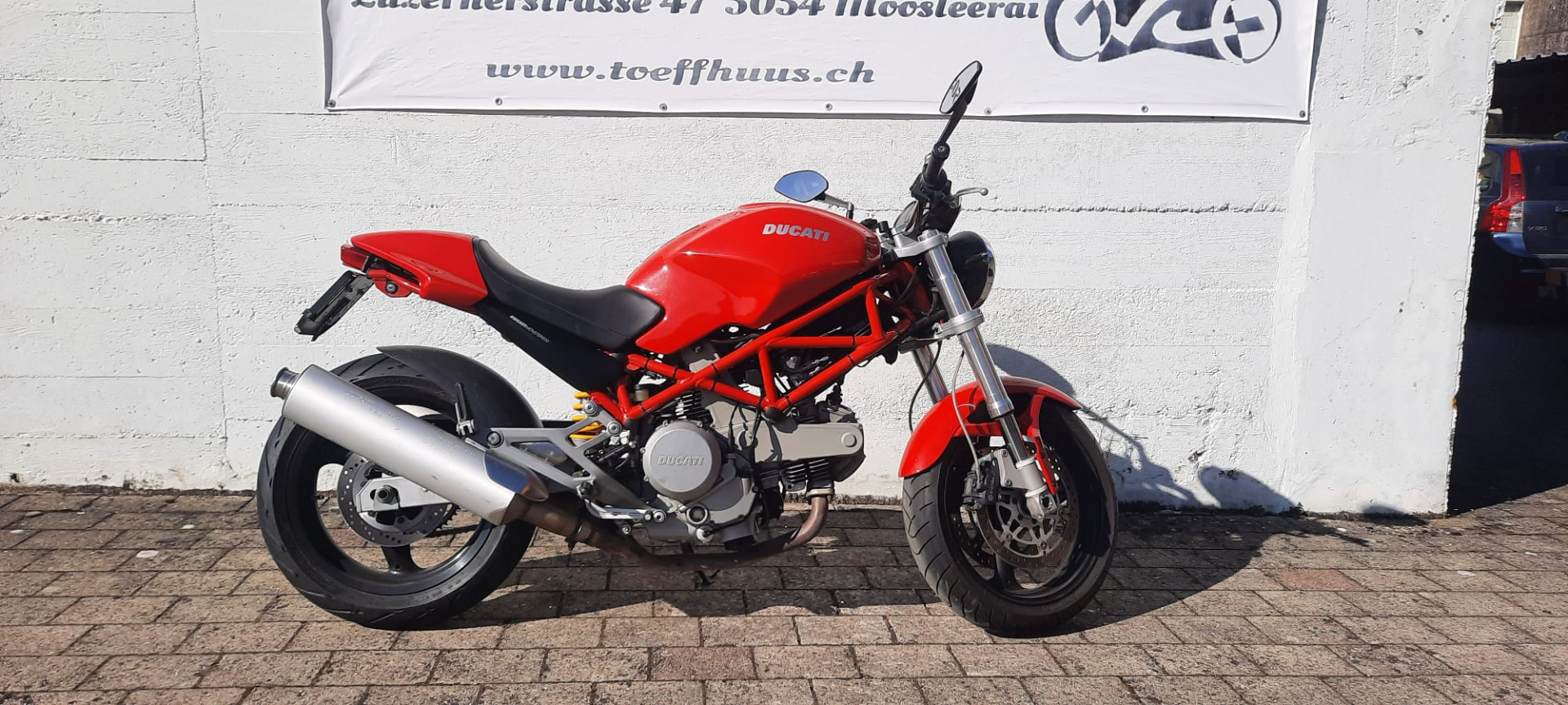 DUCATI 620 Monster-showroom-element-1