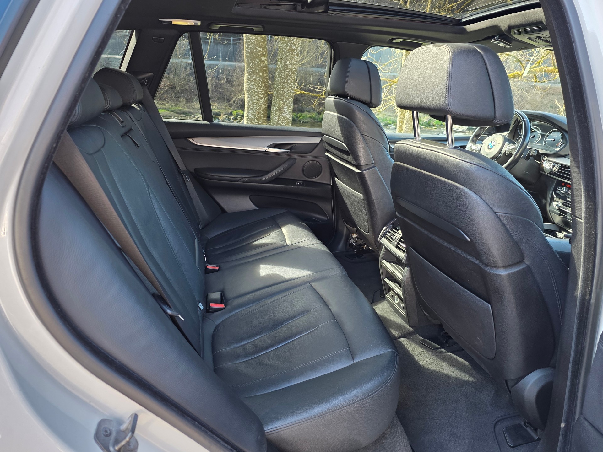 BMW X5 xDrive M50d Steptronic ☆☆☆ MFK 30.10.2025 ☆☆☆ AHK: 3'500kg ☆☆☆-image-9