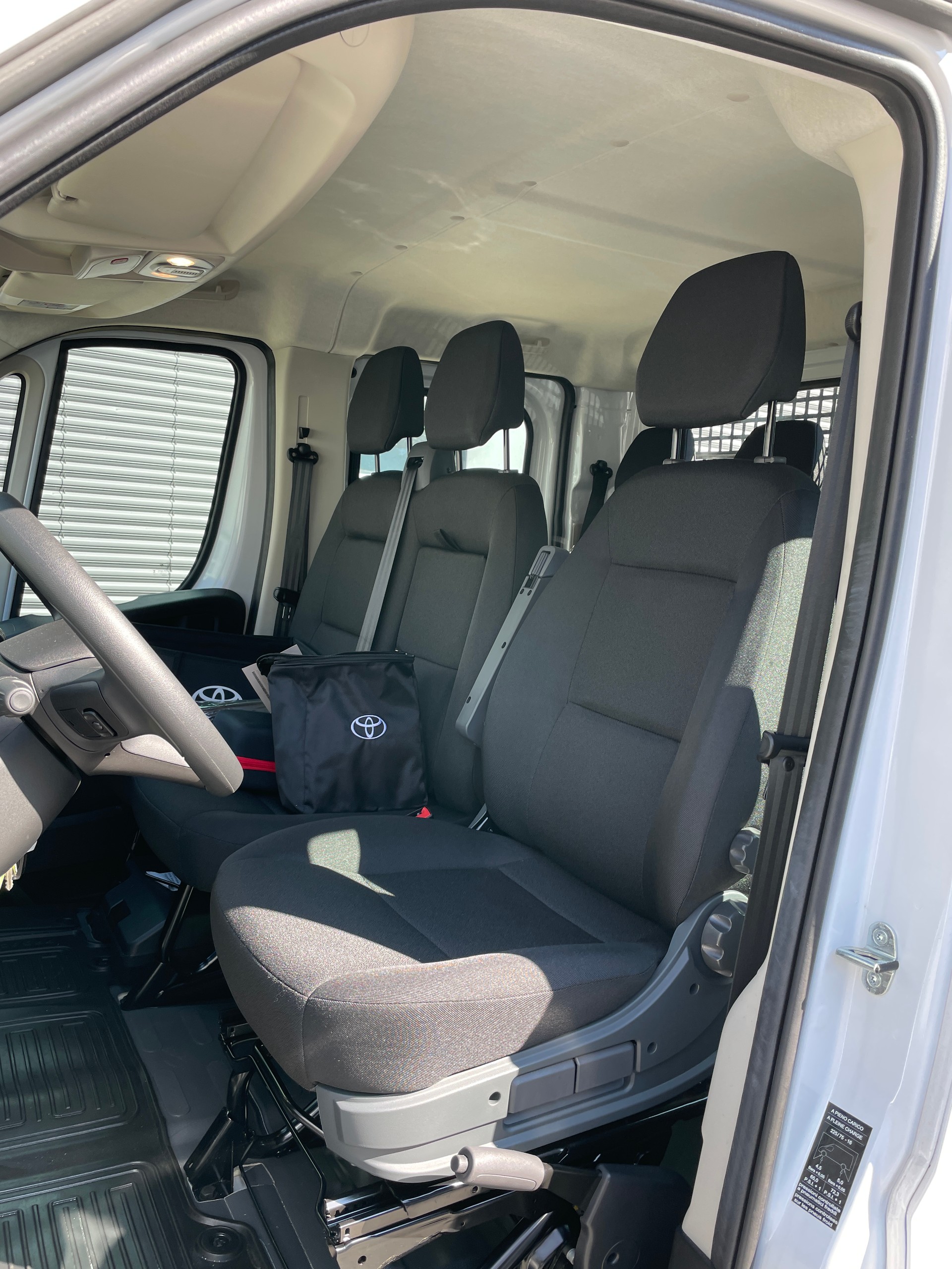 TOYOTA Proace MAX 2.2D DK Chassis mit Pritsche 3,5t L3 Work-image-11