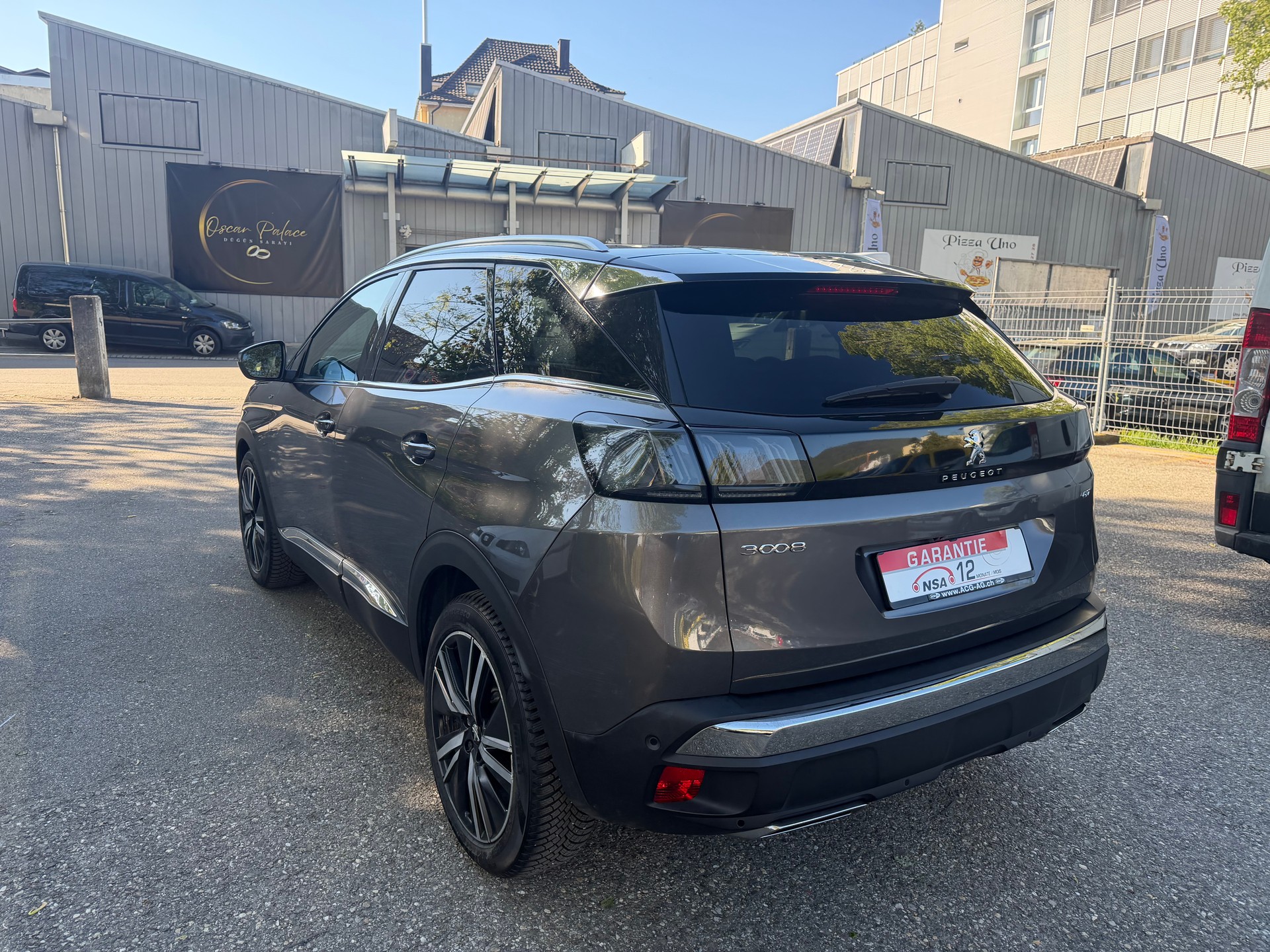 PEUGEOT 3008 1.5 BlueHDi GT EAT8 * Leder * Gr. Navi * LED * Klima-auto * PDC v&h-RF-Kamera 360 * Tempomat * Ab MFK-image-11