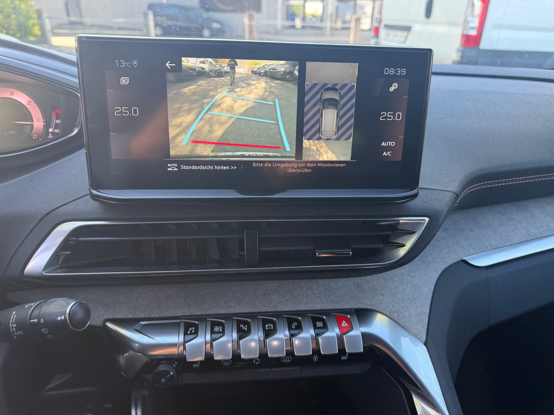 PEUGEOT 3008 1.5 BlueHDi GT EAT8 * Leder * Gr. Navi * LED * Klima-auto * PDC v&h-RF-Kamera 360 * Tempomat * Ab MFK-image-8
