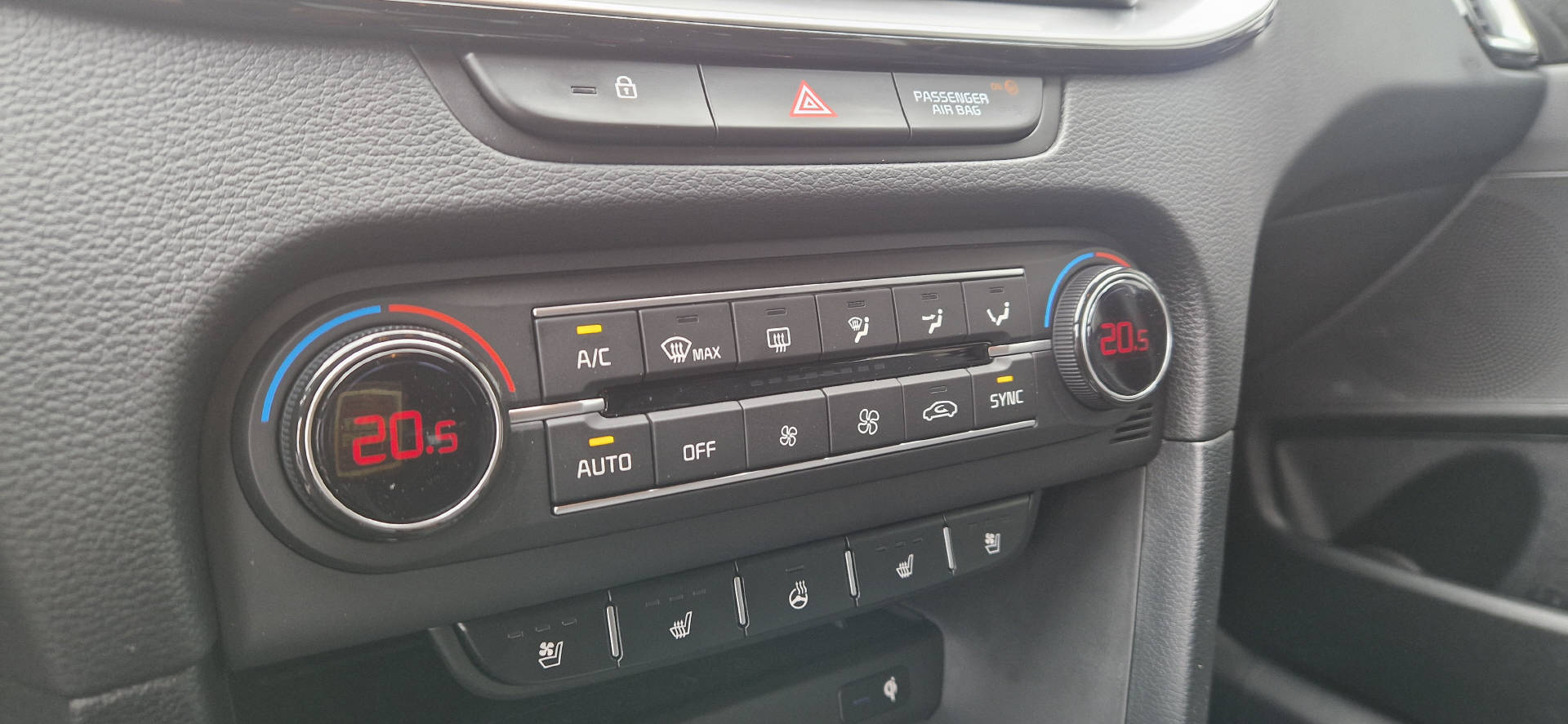KIA Ceed SW 1.5 T-GDi MHEV GT-Line-image-10