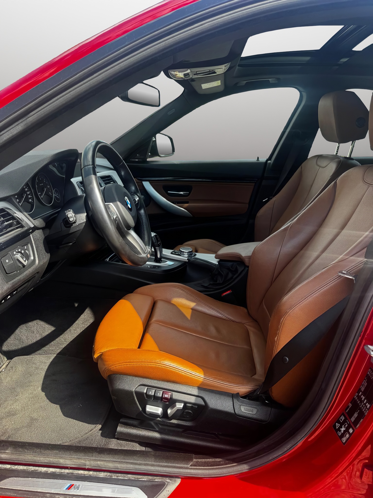 BMW 330d GT xDrive Sport Line Steptronic-image-11