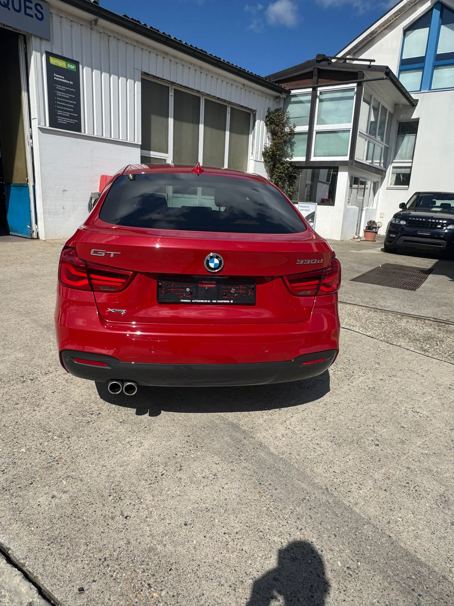 BMW 330d GT xDrive Sport Line Steptronic-image-4