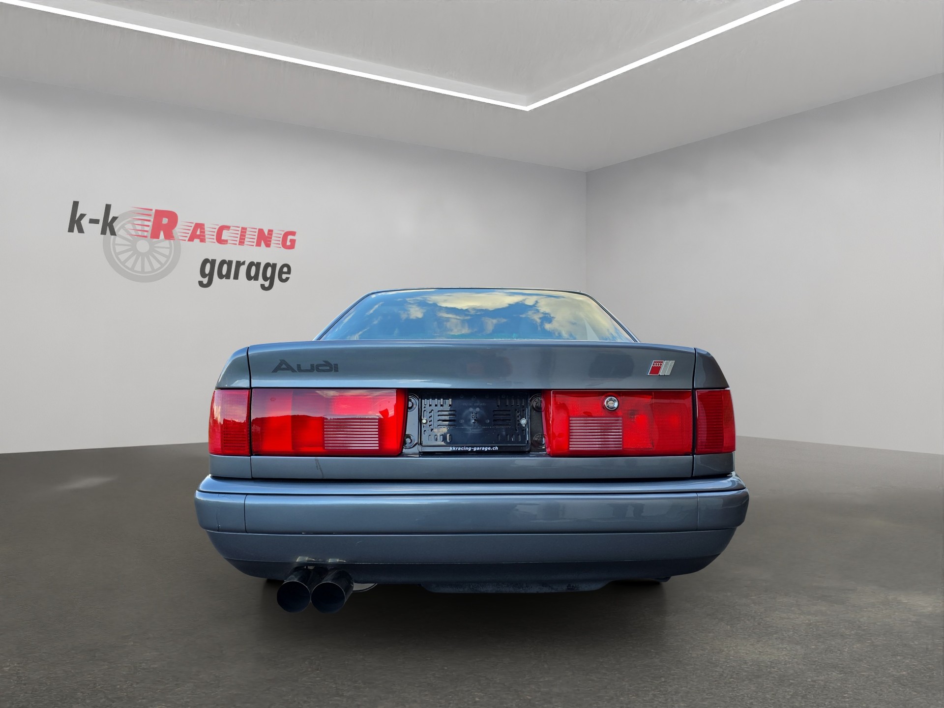 AUDI 100 S4 quattro-image-4