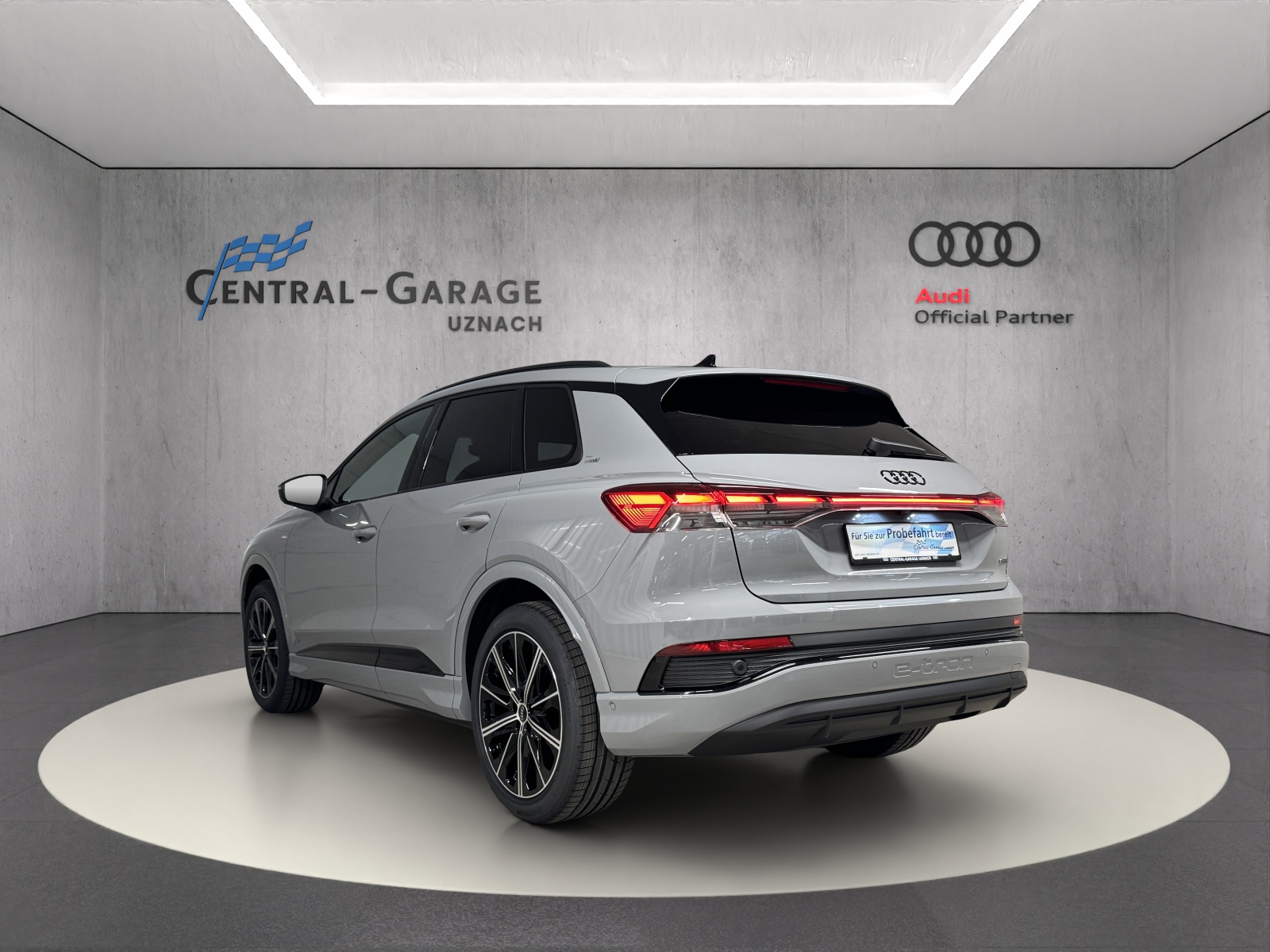 AUDI Q4 e-tron 45 Edition Swiss Ski quattro-image-2