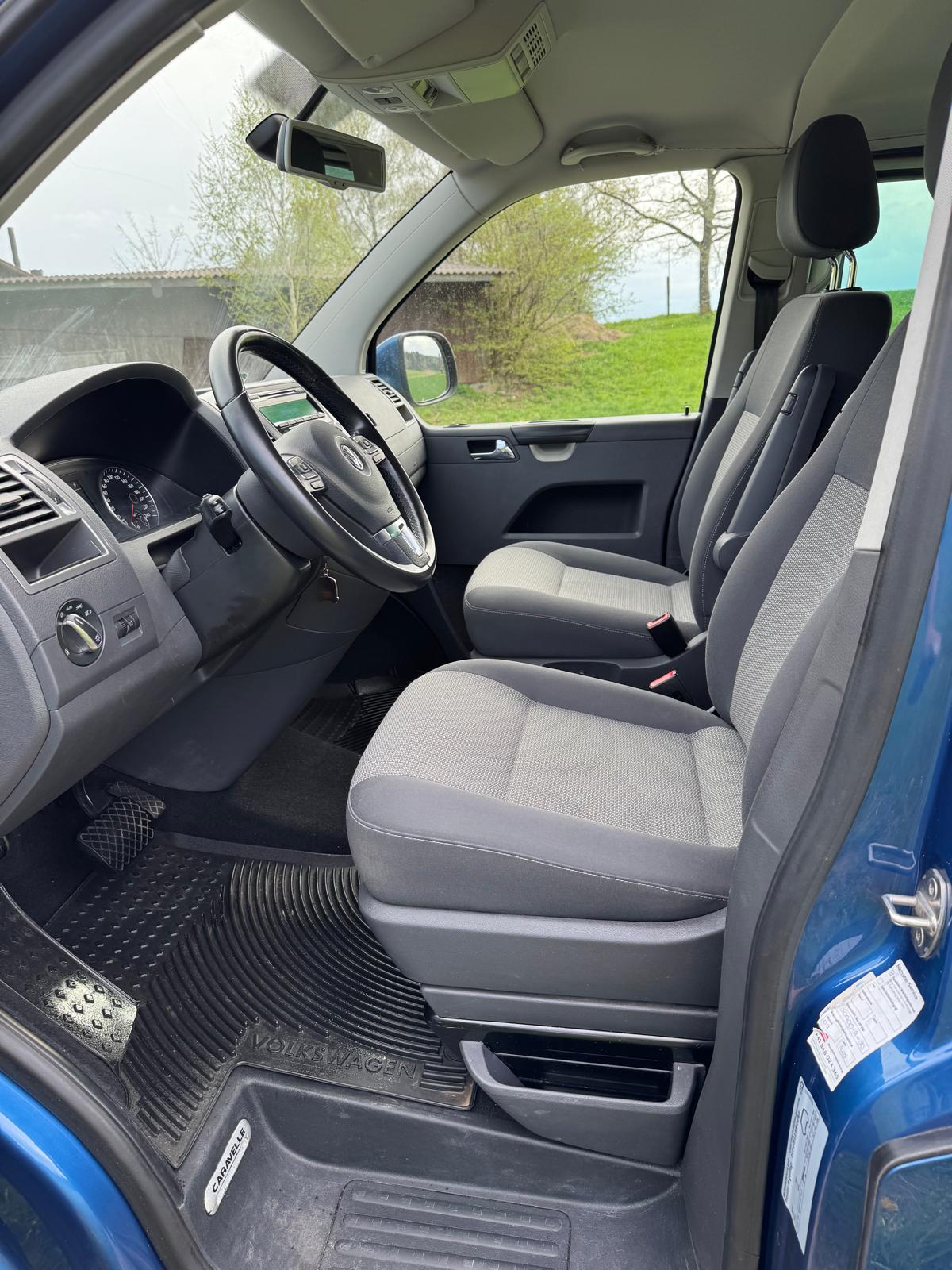 VW Caravelle-image-6