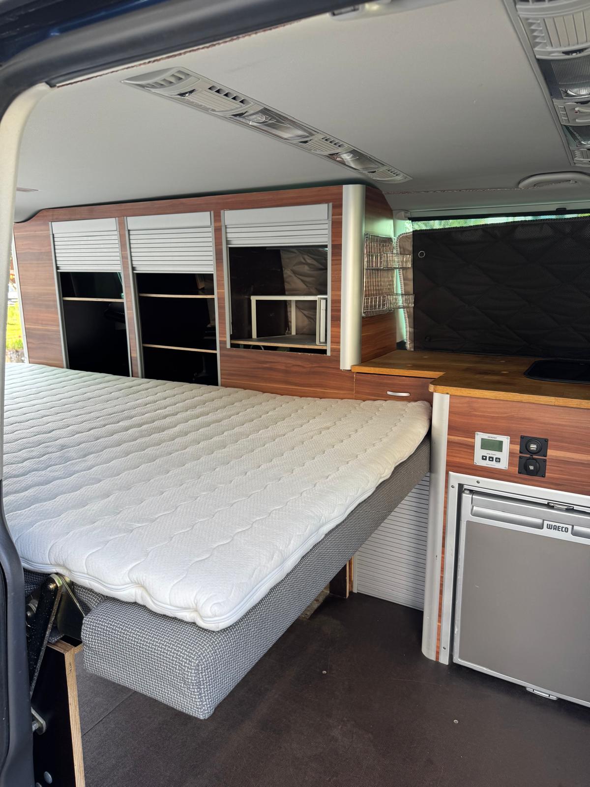 VW Caravelle-image-10