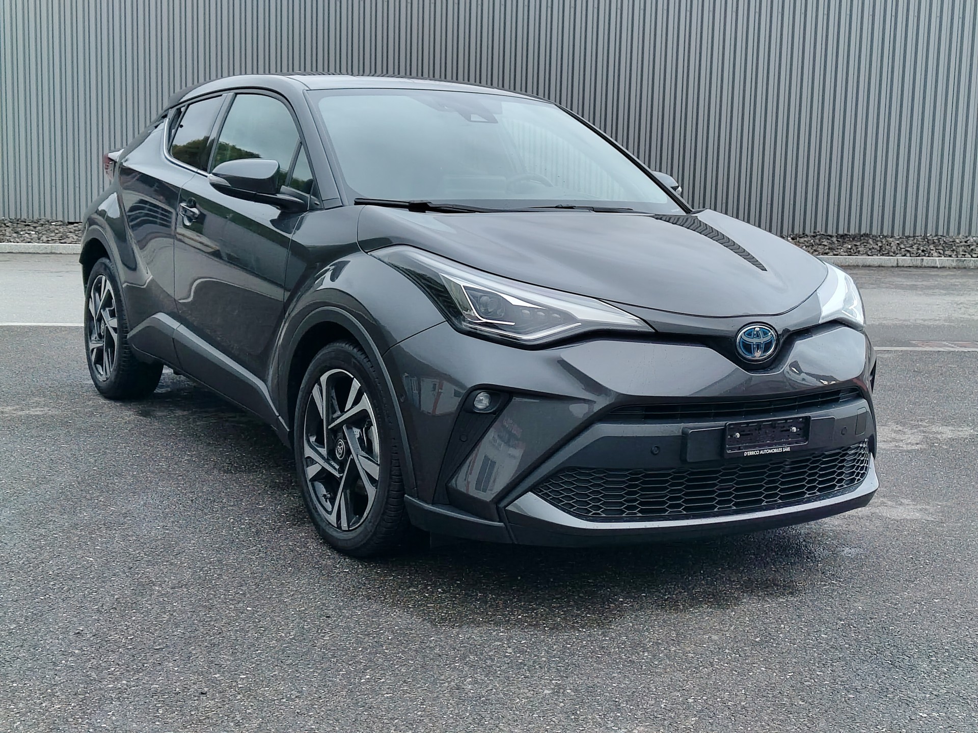 TOYOTA C-HR 1.8 HSD CVT Trend-image-0