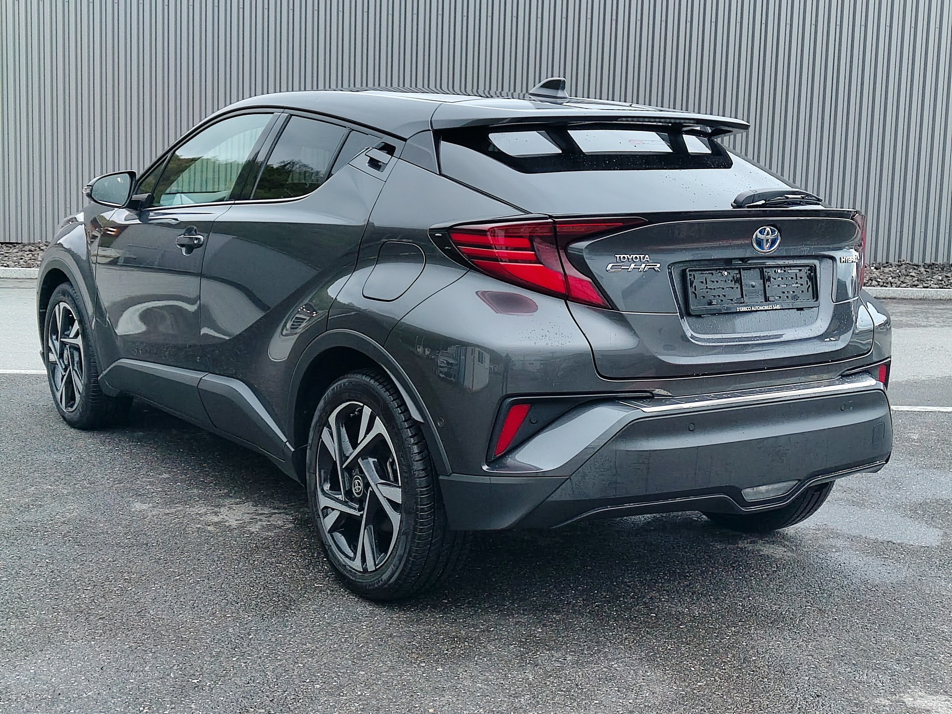 TOYOTA C-HR 1.8 HSD CVT Trend-image-2