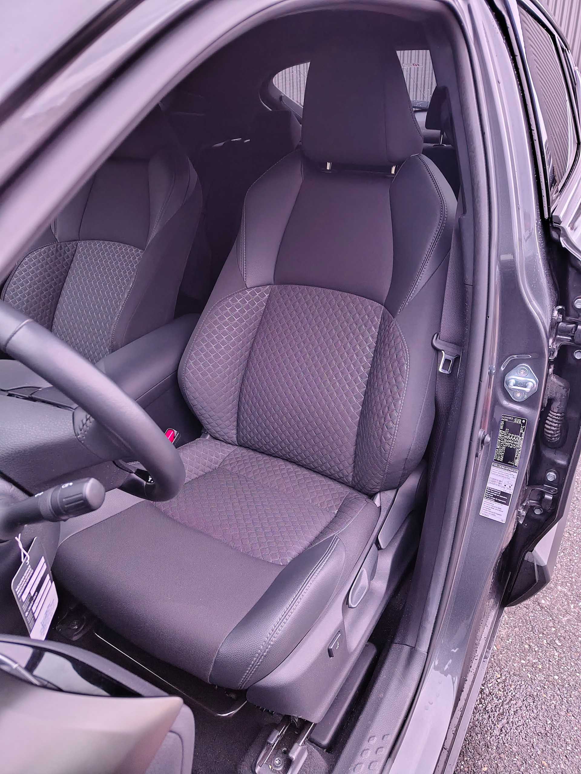 TOYOTA C-HR 1.8 HSD CVT Trend-image-5