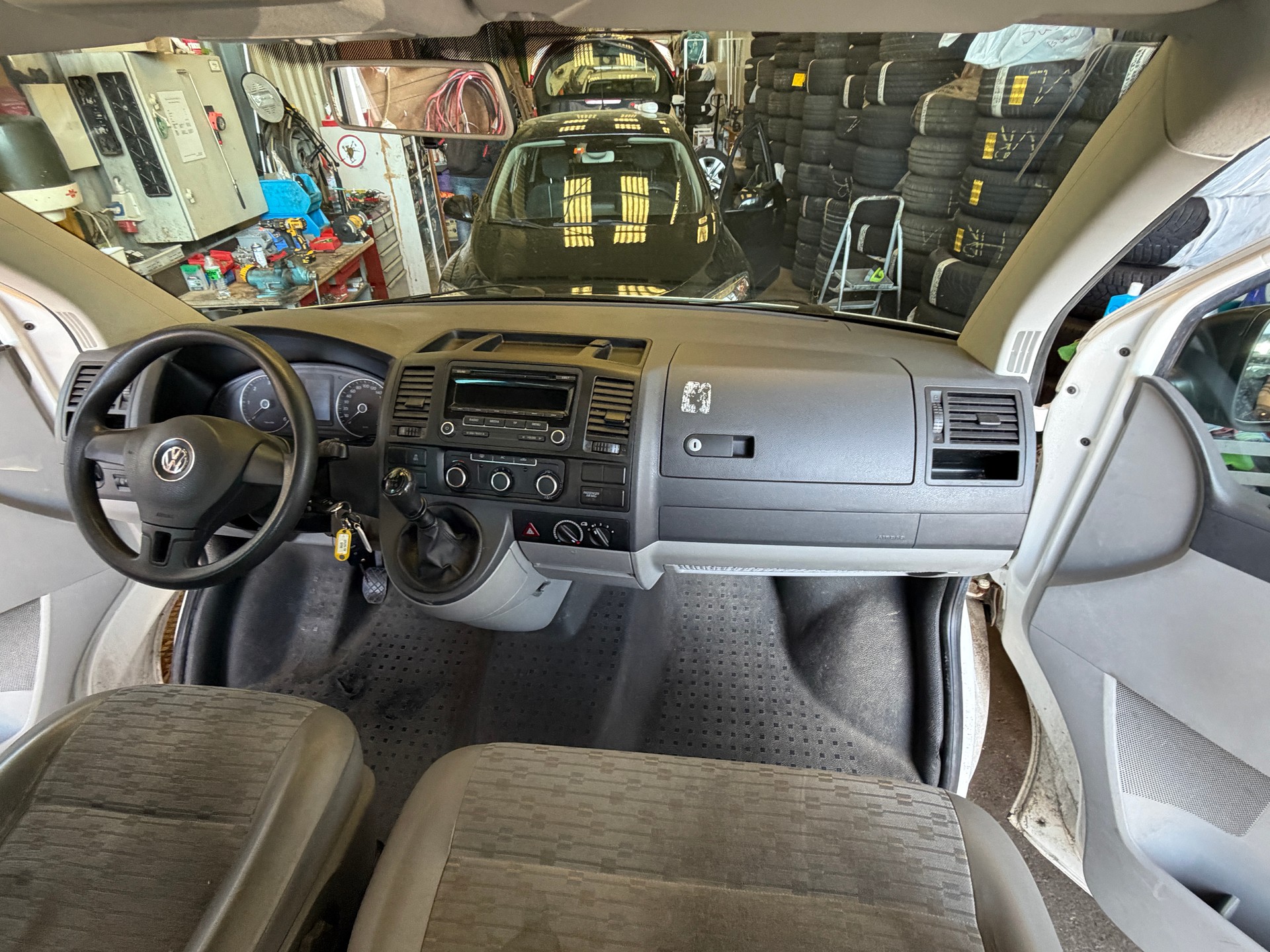 VW T5 2.0 TDI BMT-image-8