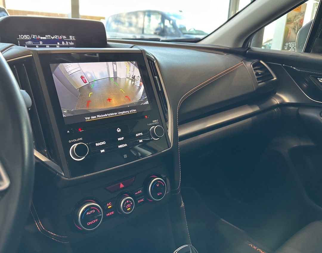 SUBARU XV 2.0 e-Boxer Swiss Plus AWD Lineartronic-image-13