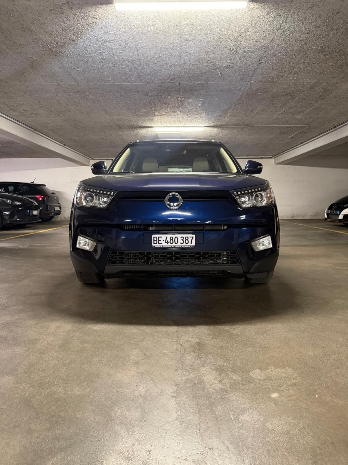 KGM-SsangYong Tivoli 1.6 eXDi Sapphire 4WD Automatic-image-3