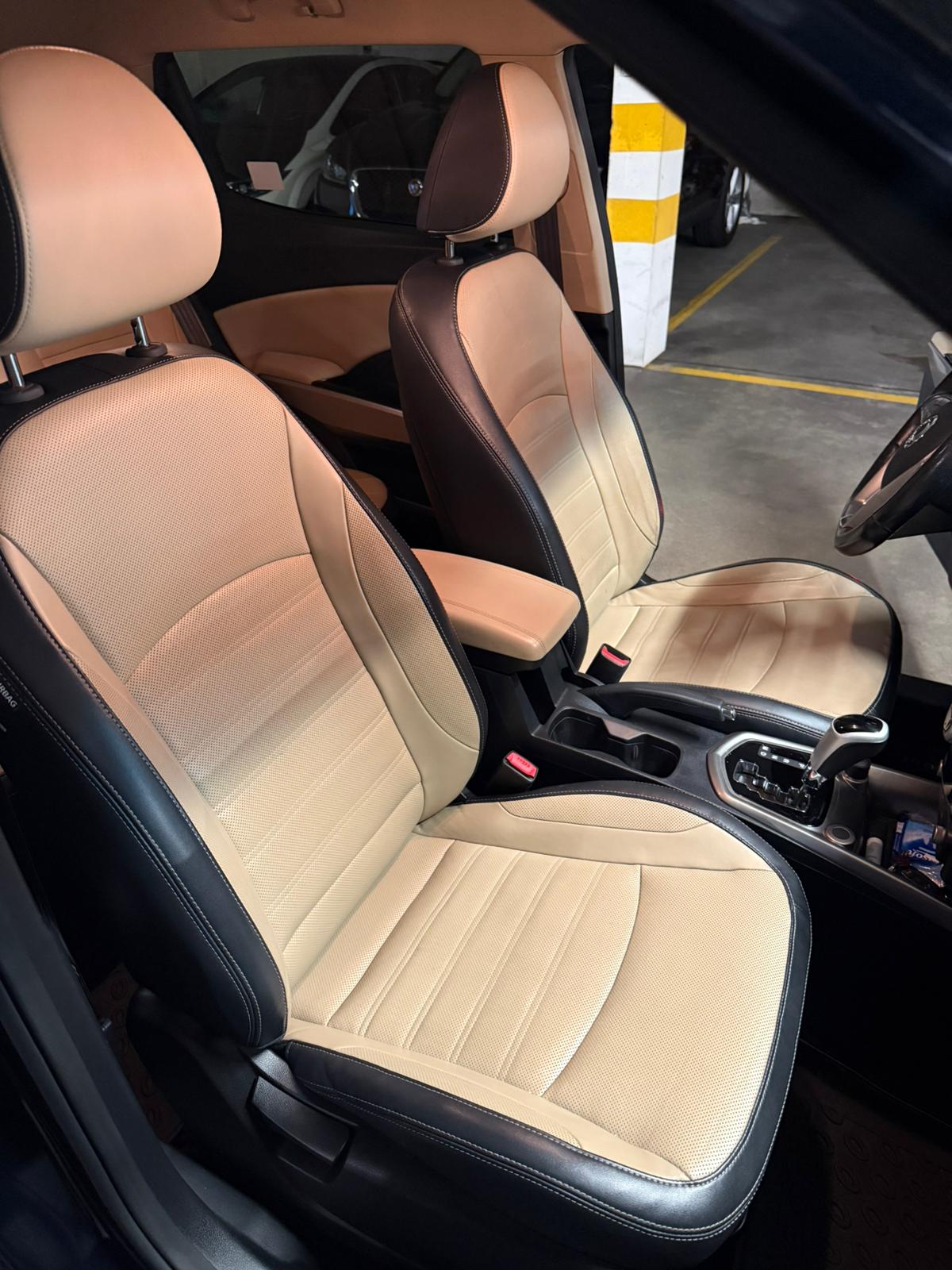 KGM-SsangYong Tivoli 1.6 eXDi Sapphire 4WD Automatic-image-2