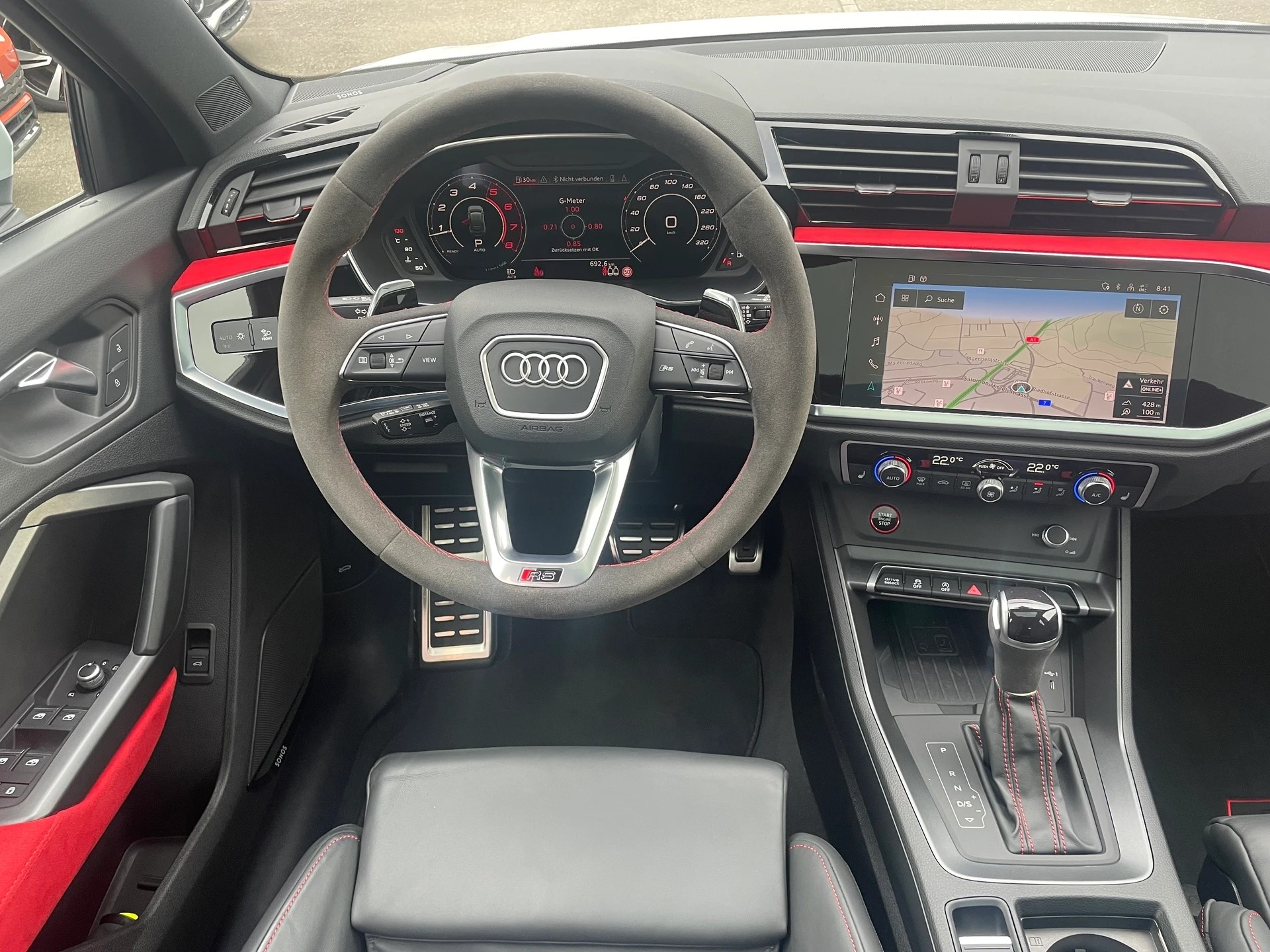 AUDI Audi RS Q3 2.5 TFSI quattro S-Tronic-image-5
