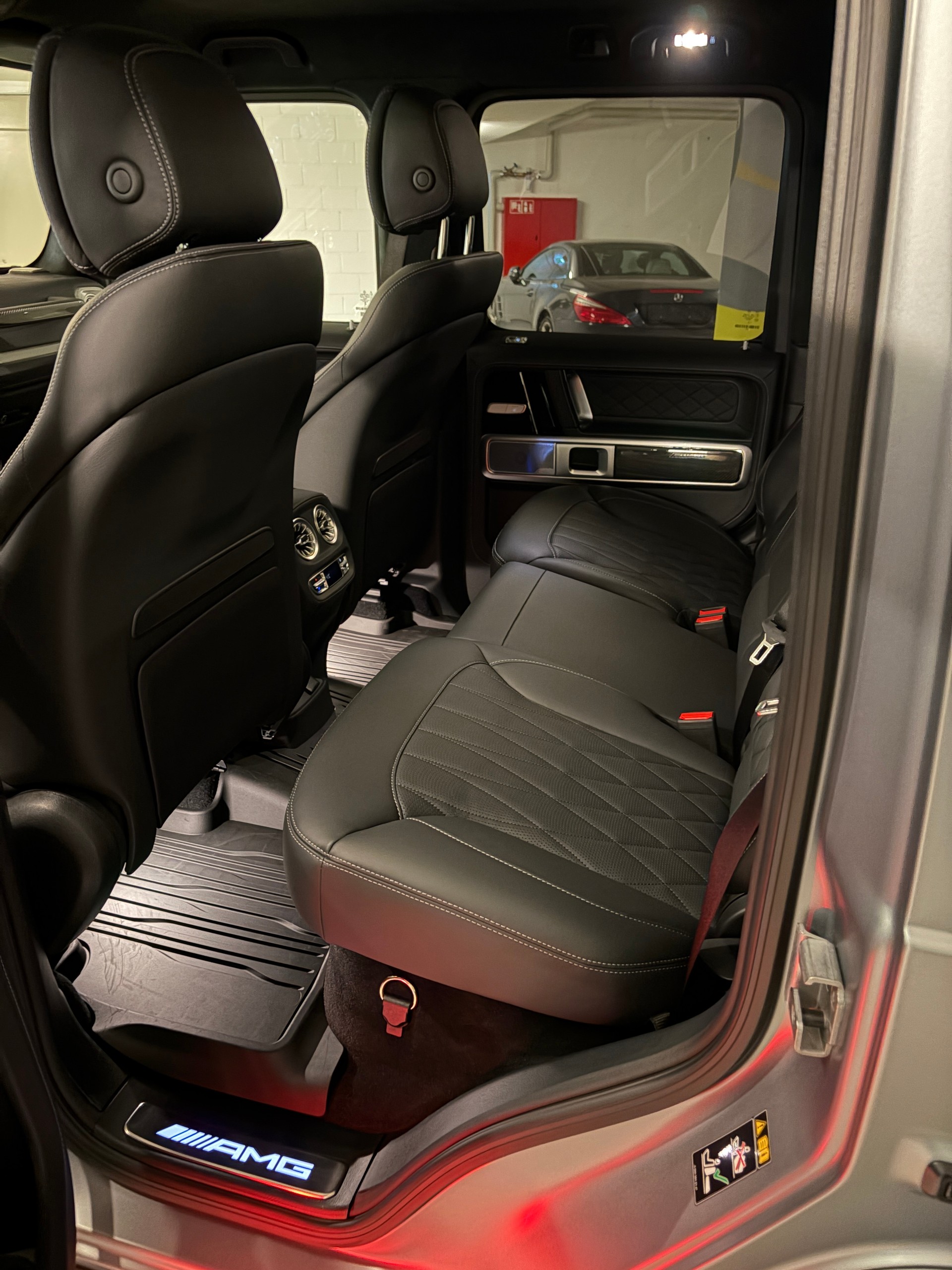 MERCEDES-BENZ G 63 AMG-image-6