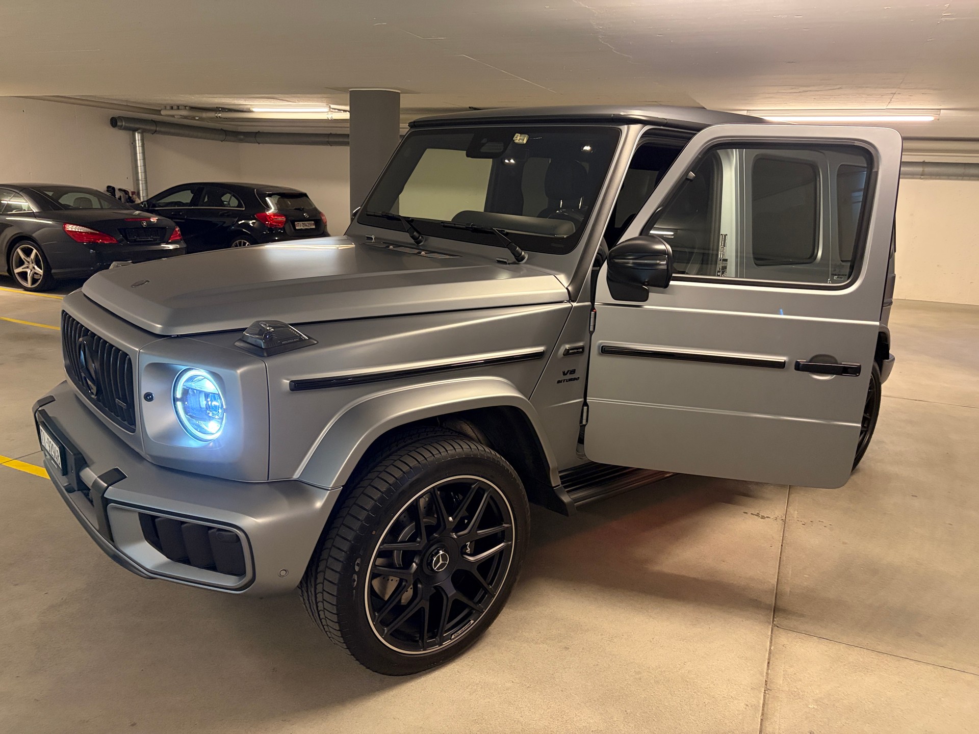 MERCEDES-BENZ G 63 AMG-image-1