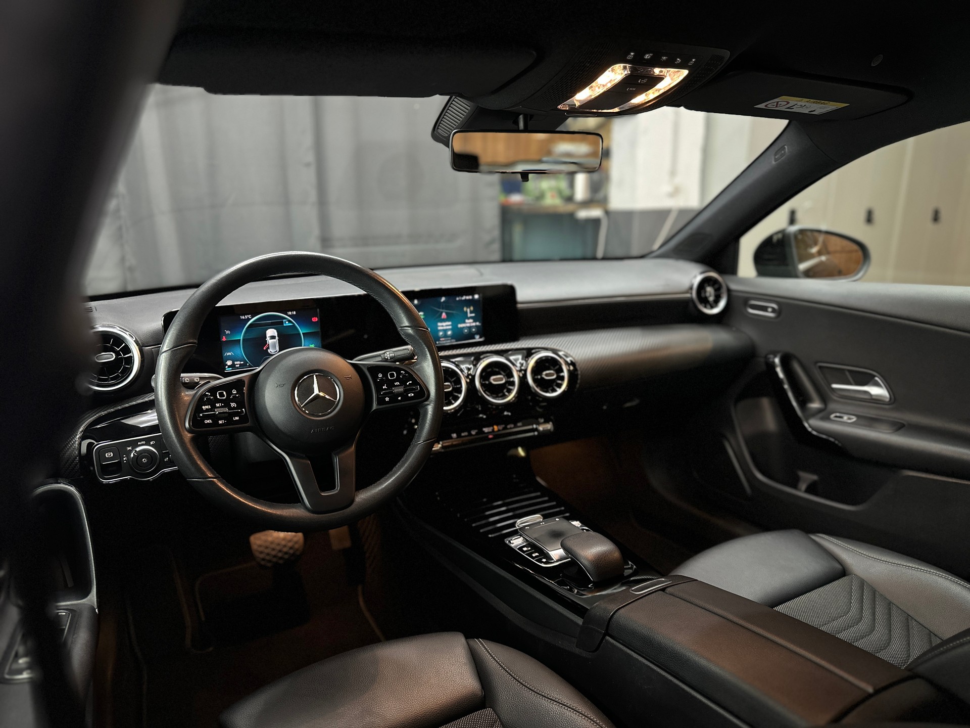MERCEDES-BENZ A 220 Progressive 7G-DCT 4Matic-image-7