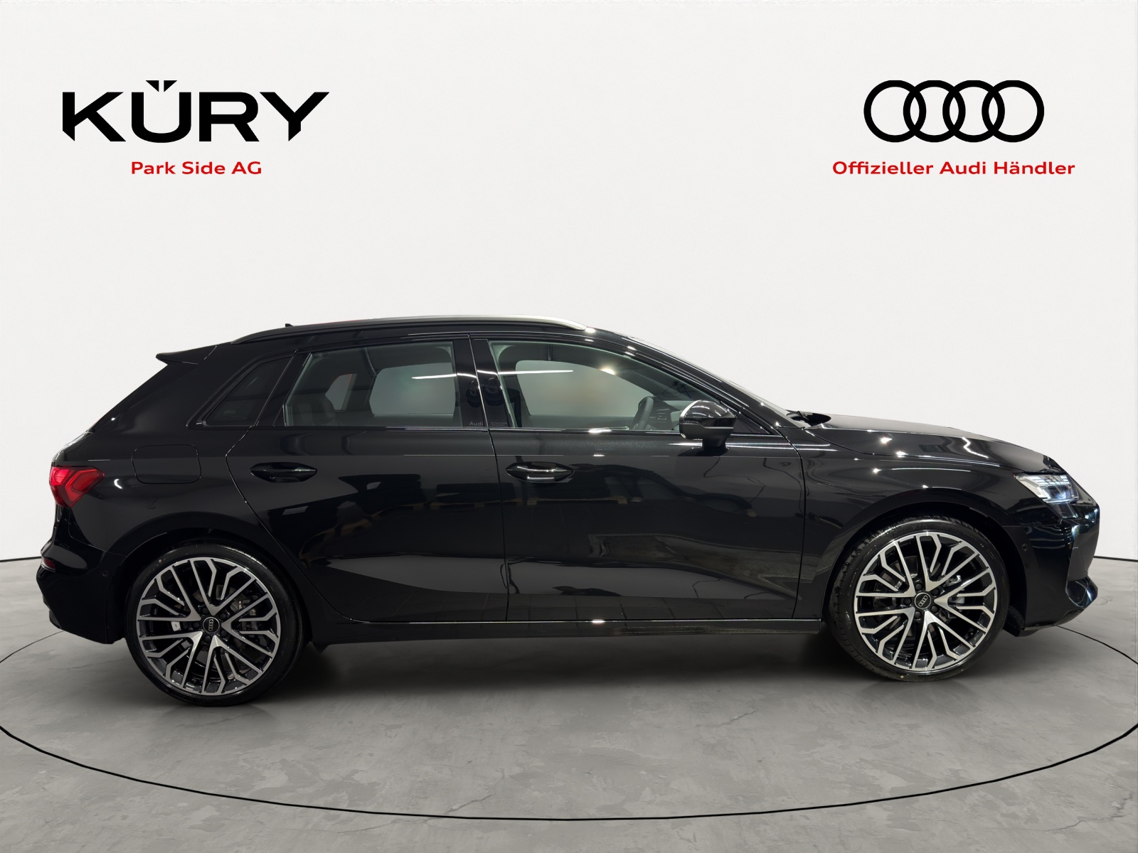 AUDI A3 Sportback TFSI 150 kW advanced Quattro 204PS-showroom-element-2