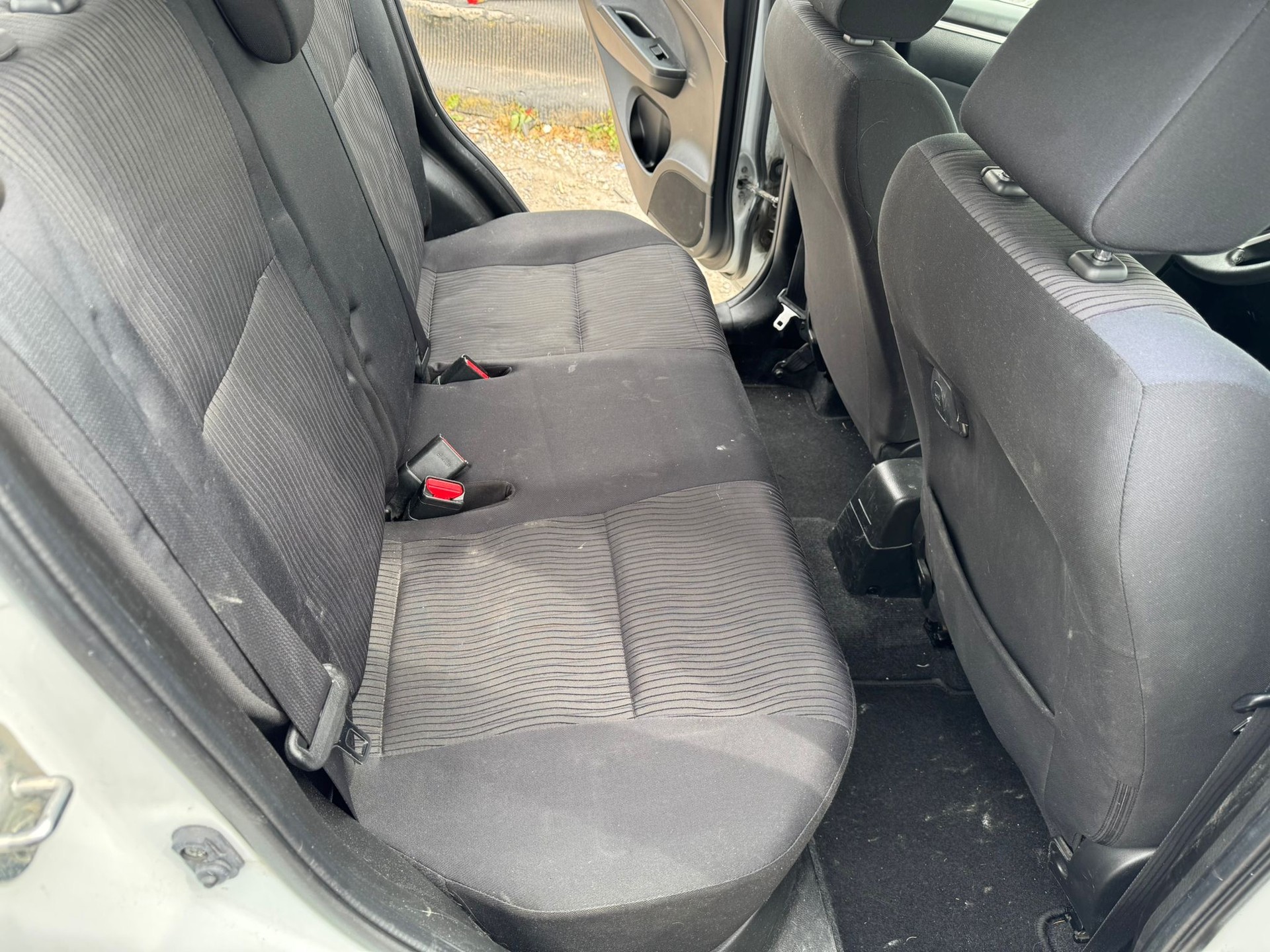 SUZUKI Swift 1.2i 16V GL Top 4x4-image-13