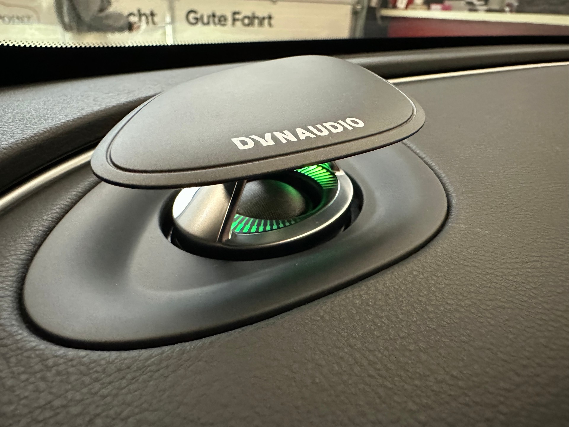 XPENG G9 93kWh Performance AWD-image-21