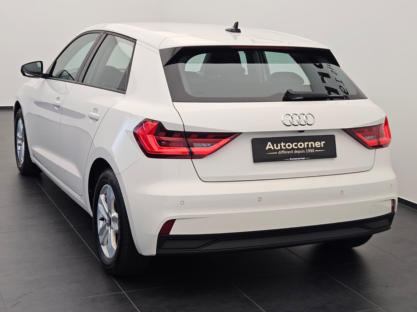 AUDI A1 Sportback 30 TFSI advanced Attraction S-tronic-image-8