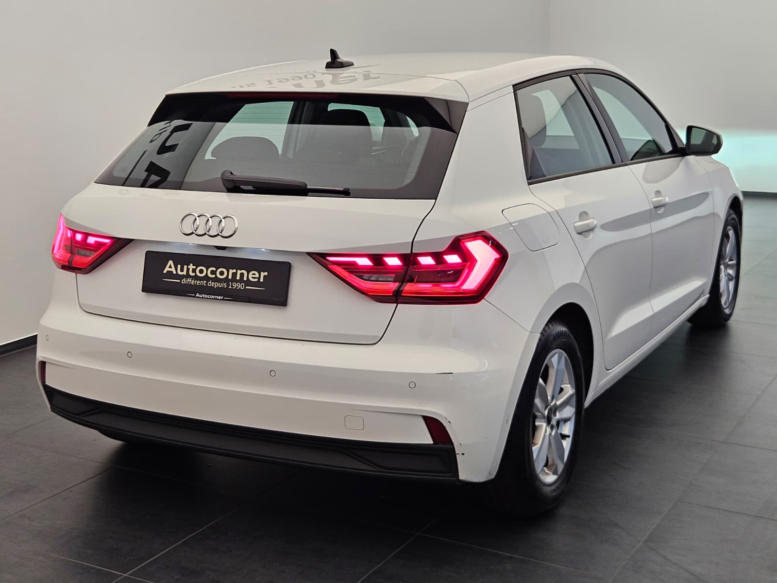 AUDI A1 Sportback 30 TFSI advanced Attraction S-tronic-image-6