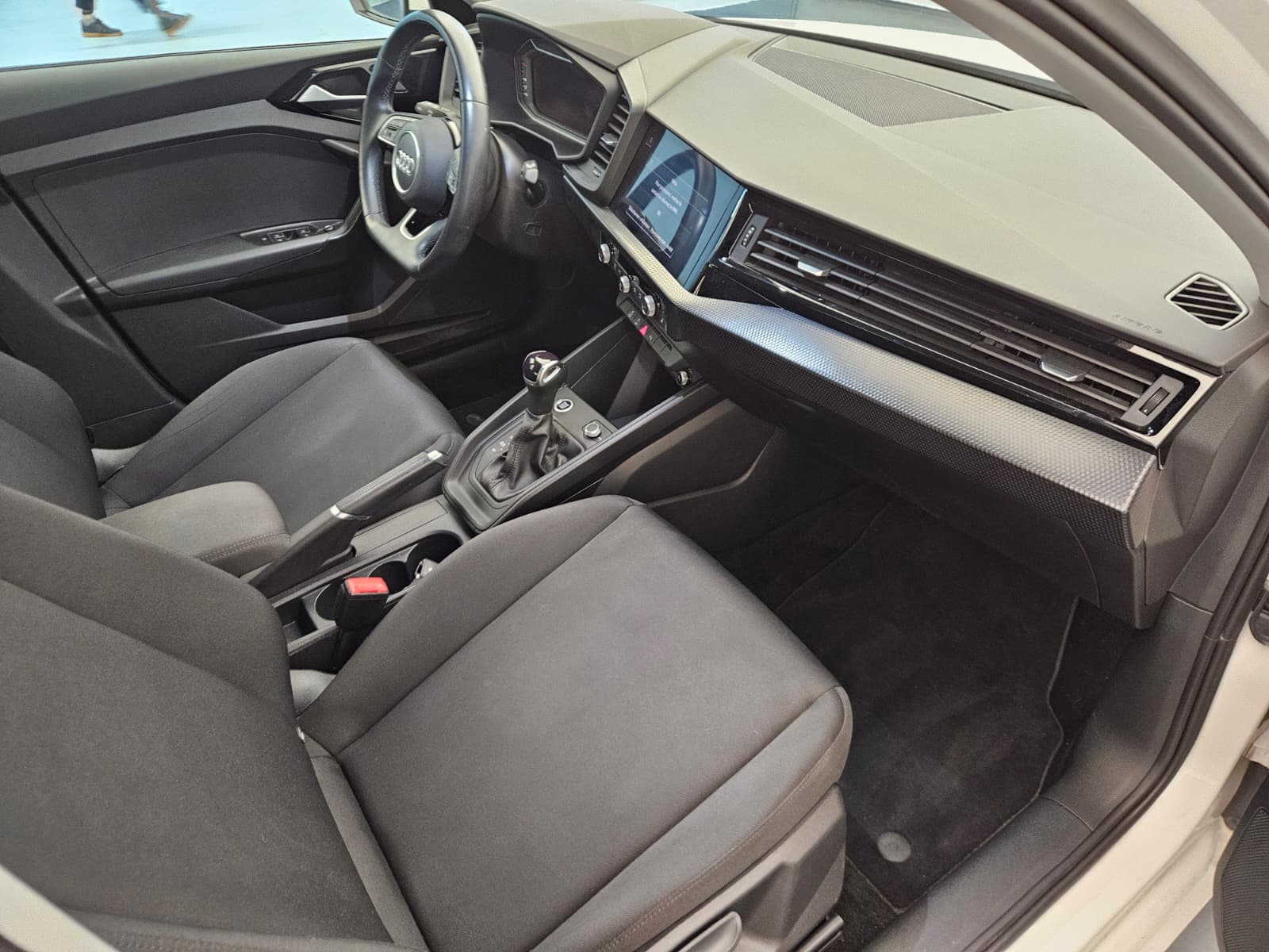 AUDI A1 Sportback 30 TFSI advanced Attraction S-tronic-image-11