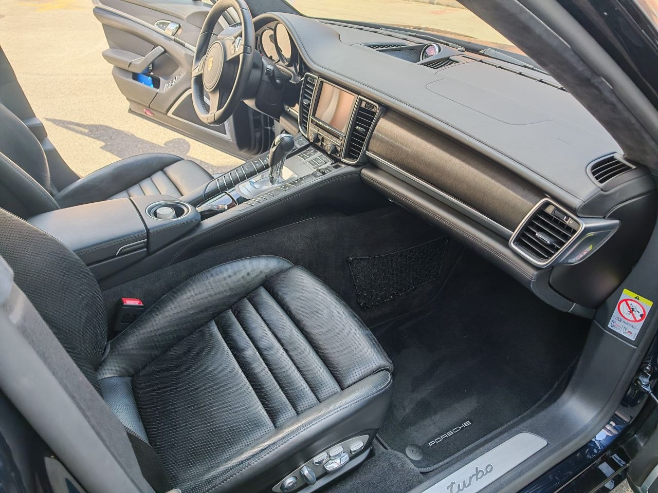 PORSCHE Panamera Turbo 4.8 PDK-image-5