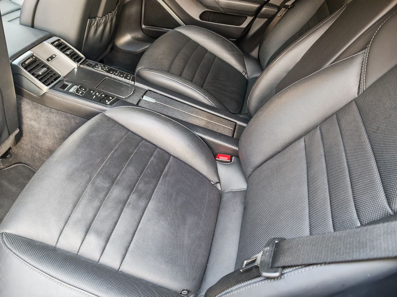 PORSCHE Panamera Turbo 4.8 PDK-image-11