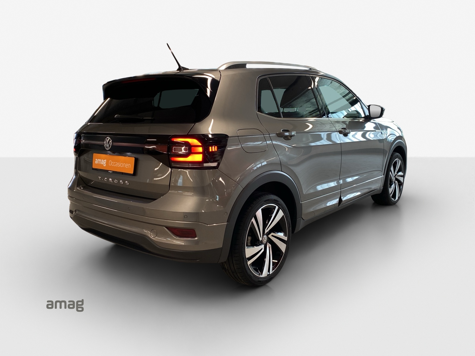 VW T-Cross 1.0 TSI Style DSG-image-4